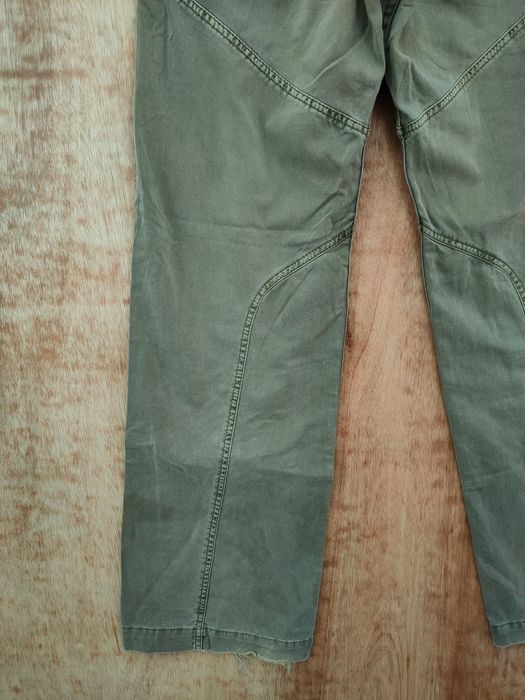 French Connection DLL French Connection multipocket Faded cargo pants #46-133 Size US 30 / EU 46 - 10 Thumbnail