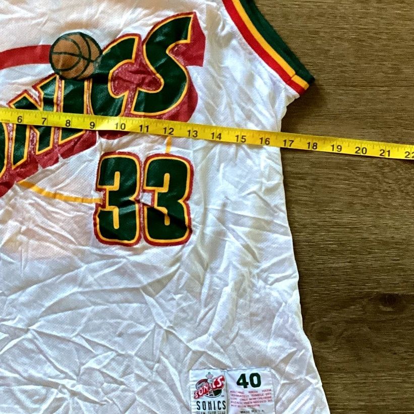 Champion VTG Seattle Super Sonics Jersey #33 Size US S / EU 44-46 / 1 - 3 Thumbnail
