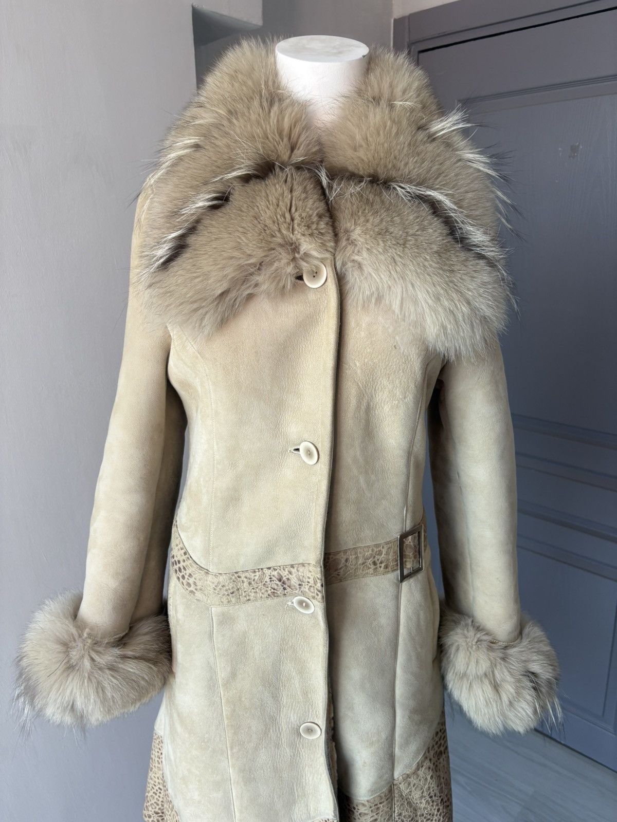 Vintage Rafaello Milano fur coat Size M / US 6-8 / IT 42-44 - 5 Thumbnail