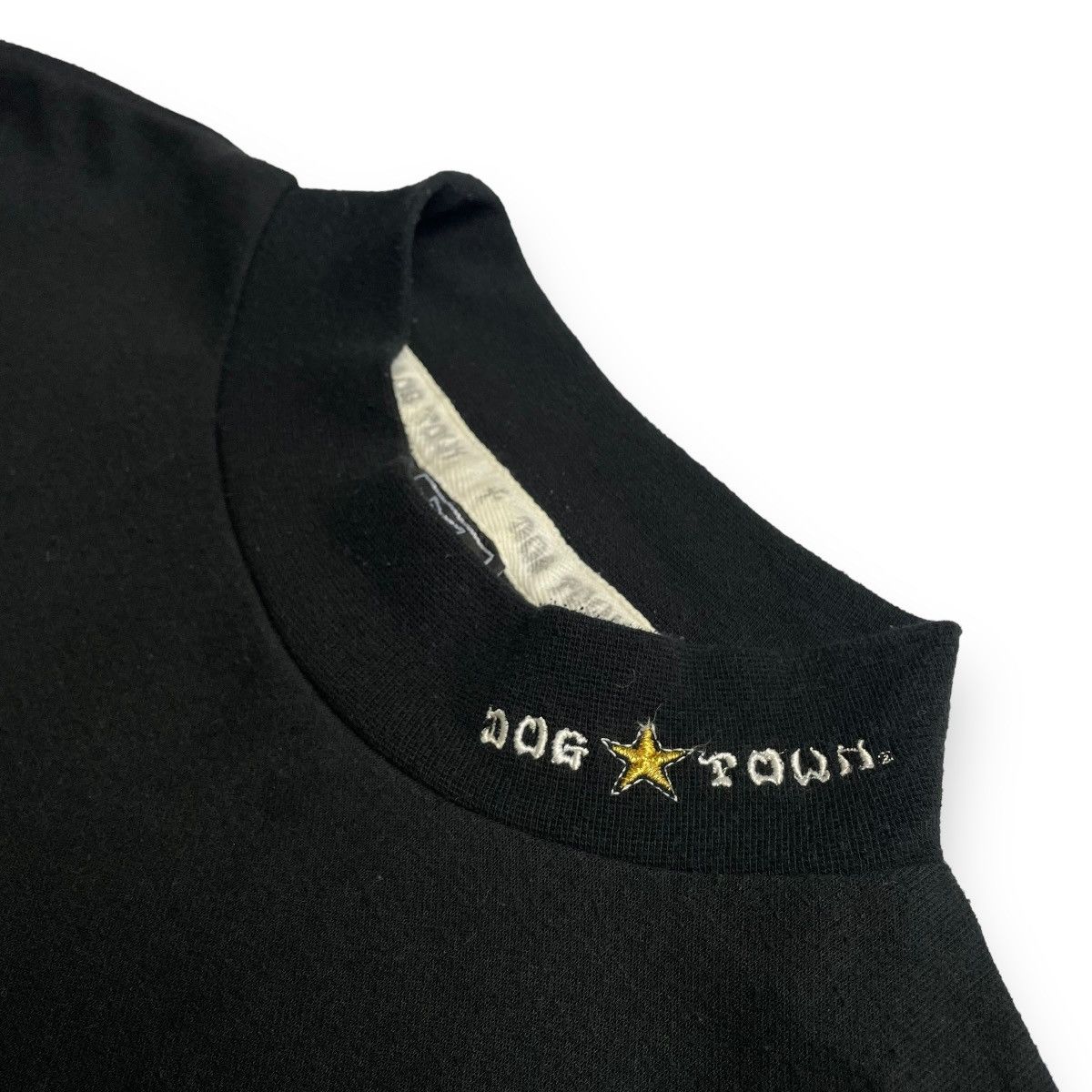 Dogtown VINTAGE DOGTOWN SKATEBOARD TURTLENECK SWEATER Size US L / EU 52-54 / 3 - 4 Thumbnail