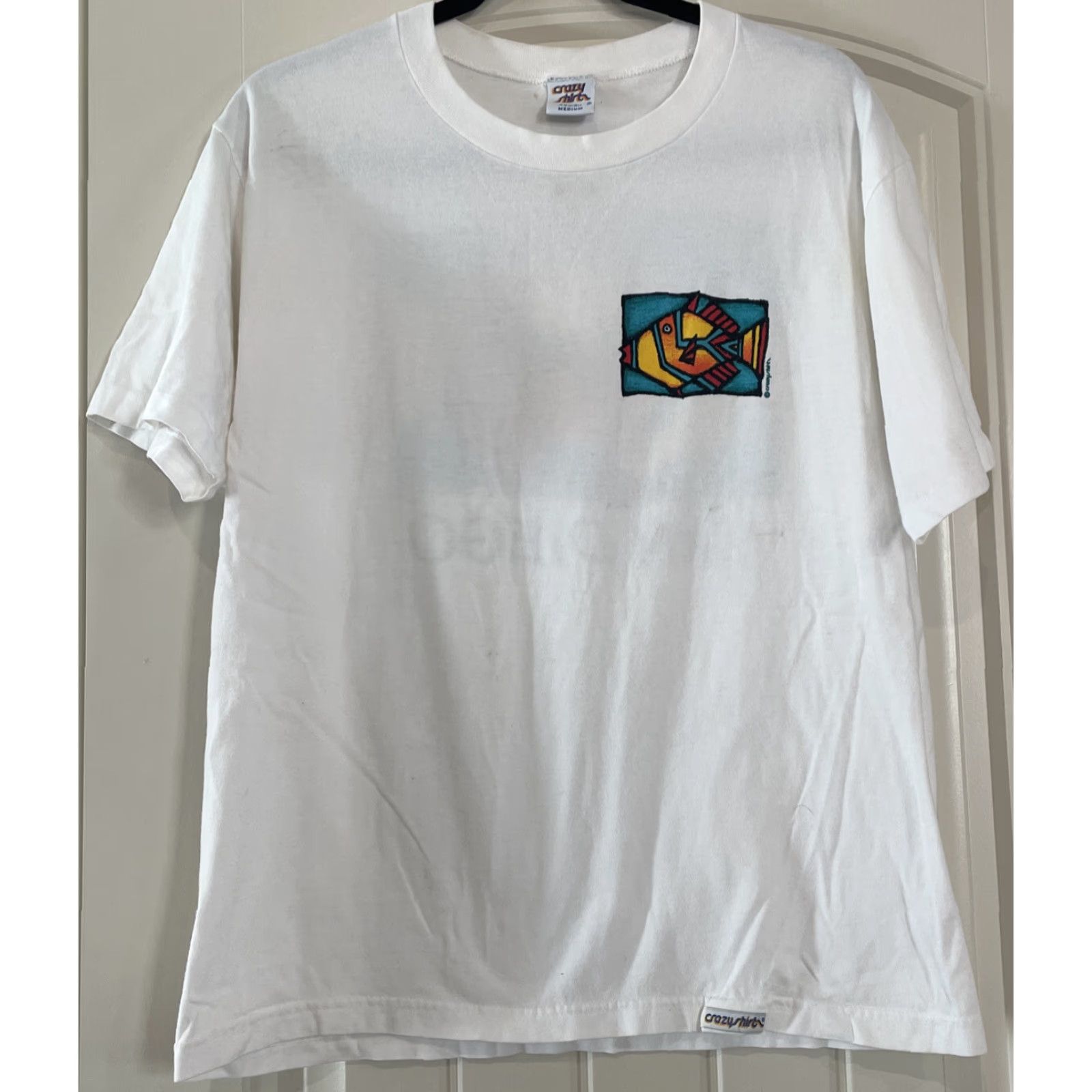 Vintage VINTAGE Crazy Shirts Graphic Tee T-Shirt Adult Medium White Fish USA Made Hawaii Mens Size US M / EU 48-50 / 2 - 5 Thumbnail