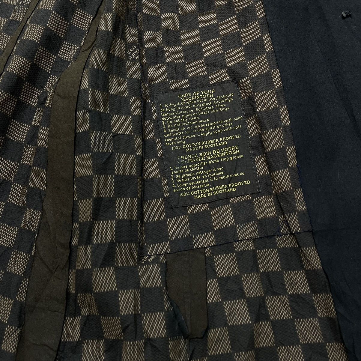 Louis Vuitton Louis Vuitton Lv Monogram X Mackintosh Waxed Hooded Jacket Size S / US 4 / IT 40 - 11 Thumbnail