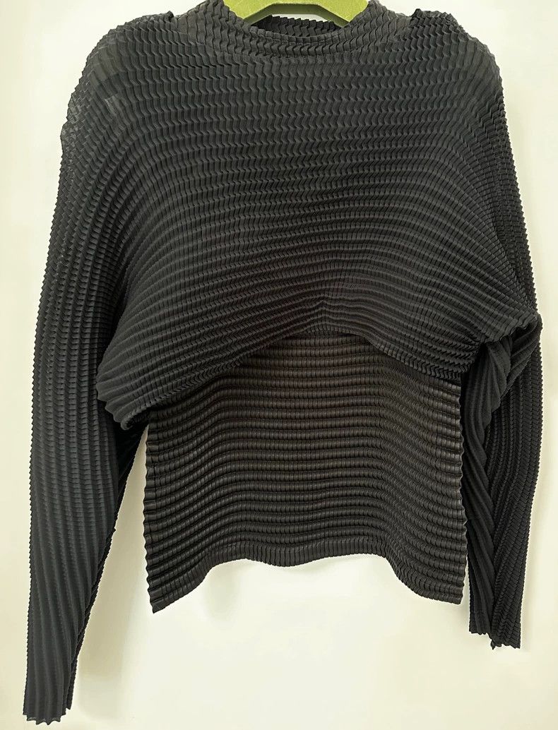 Issey Miyake Issey Miyake size:2 Black horizontal striped long-sleeved Size XS / US 0-2 / IT 36-38 - 4 Thumbnail