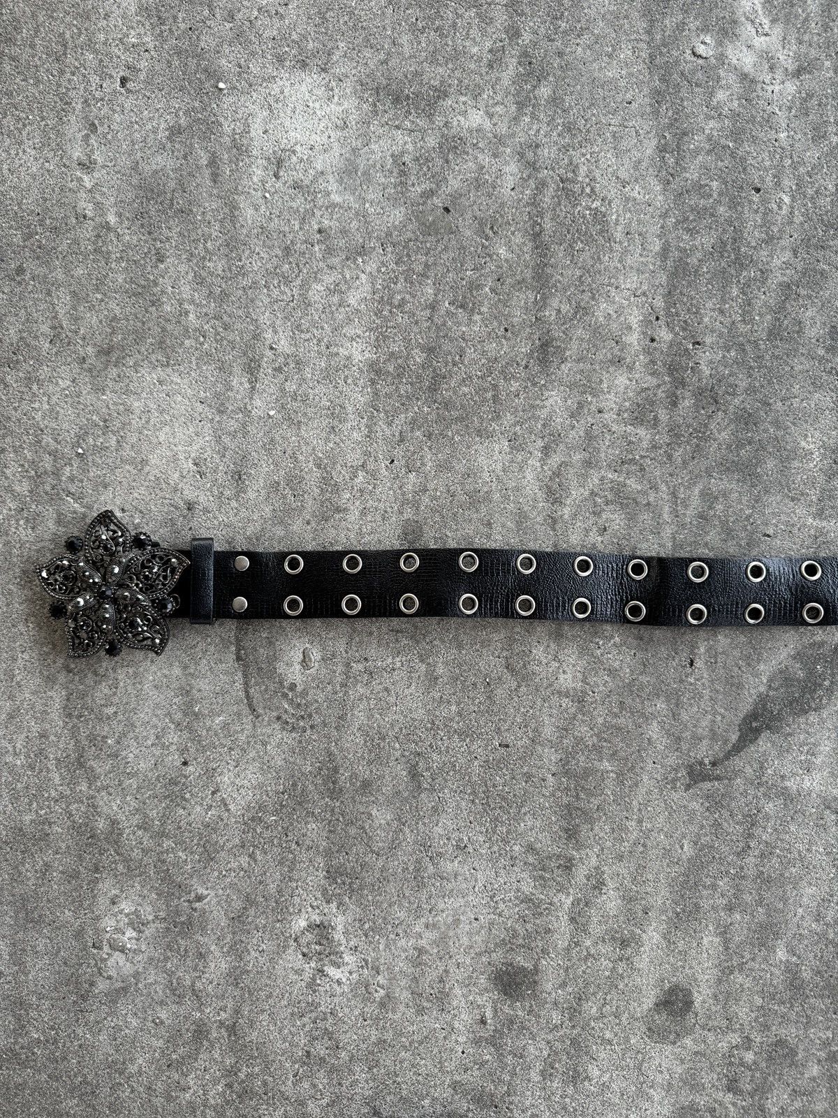 Japanese Brand Vintage Crystal Belt With Two Prong Belt Size ONE SIZE - 7 Thumbnail