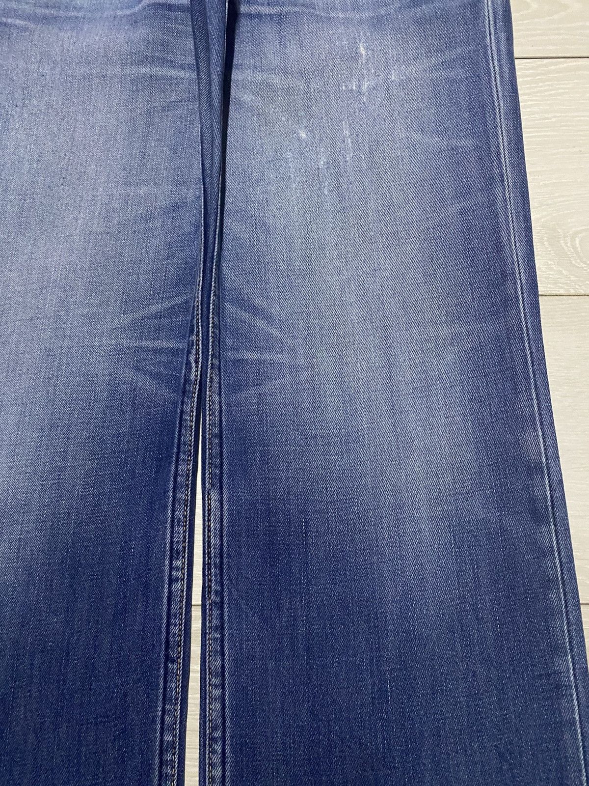 Levi's Vintage Levis 502 Blue Faded Wash Distressed Loose Jeans Size US 31 - 8 Thumbnail