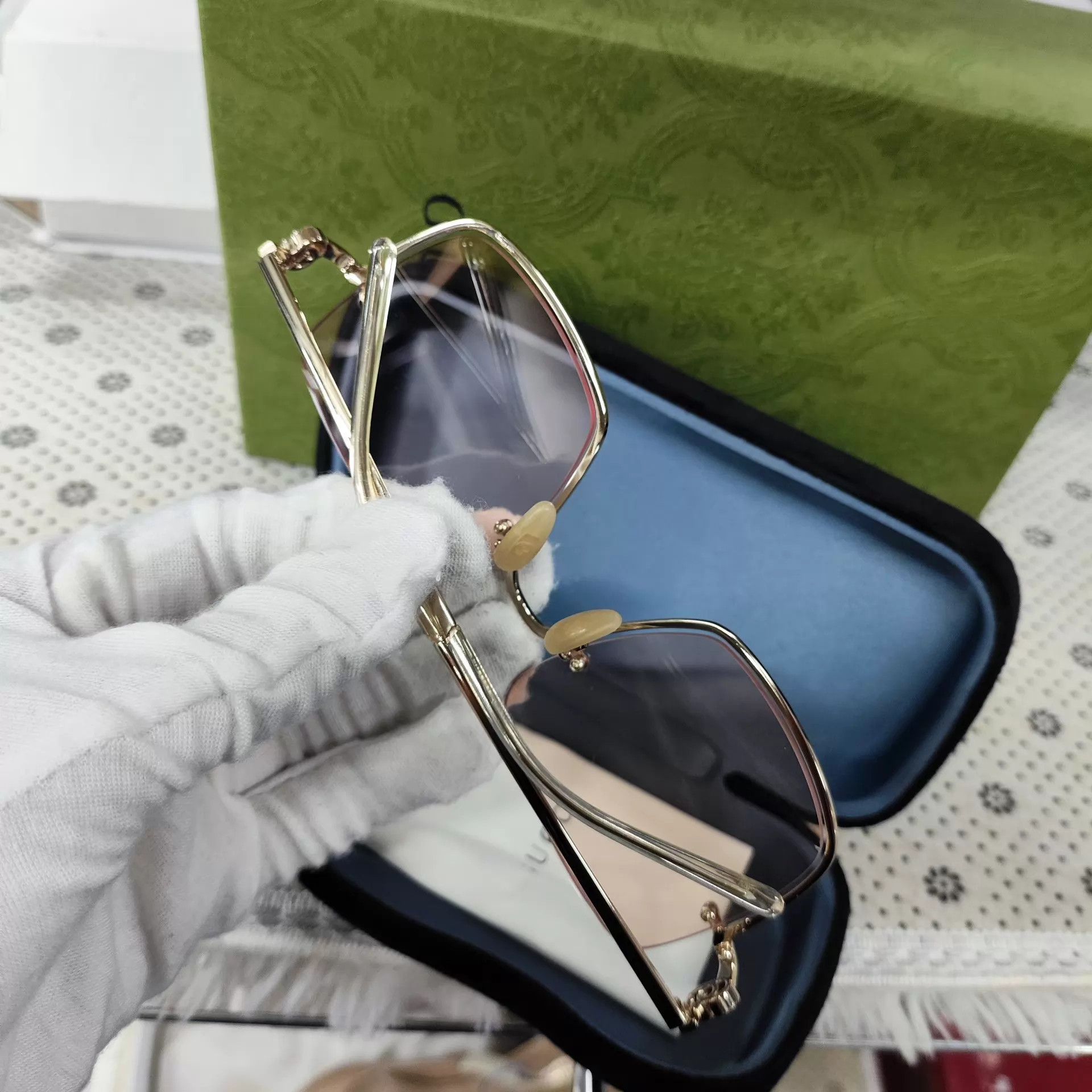 Gucci Gucci Women's Pink Sunglasses Size ONE SIZE - 6 Thumbnail