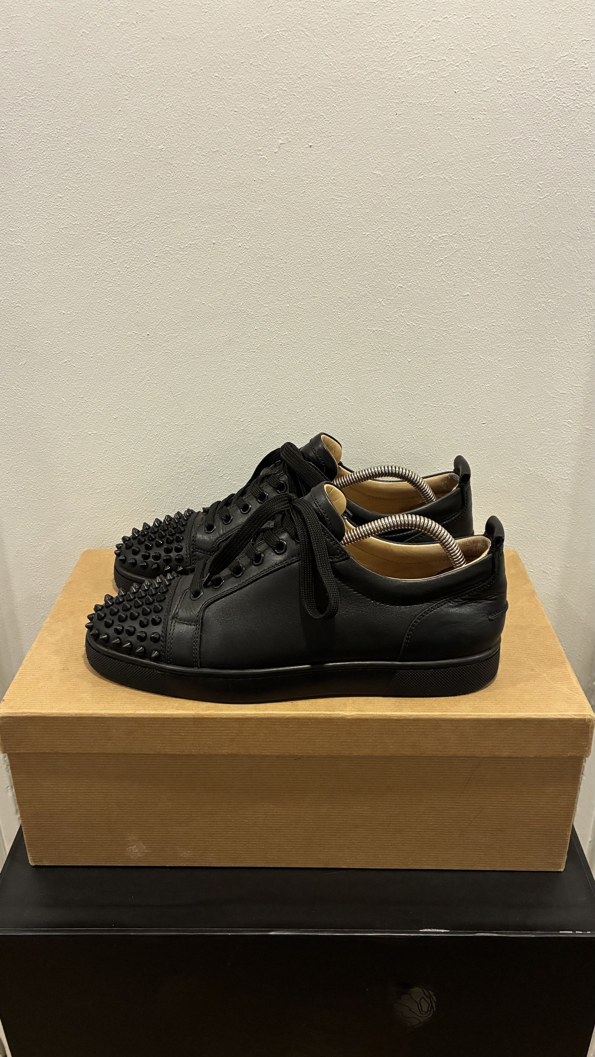 Christian Louboutin Junior Spike Size US 7 / EU 40 - 1 Thumbnail