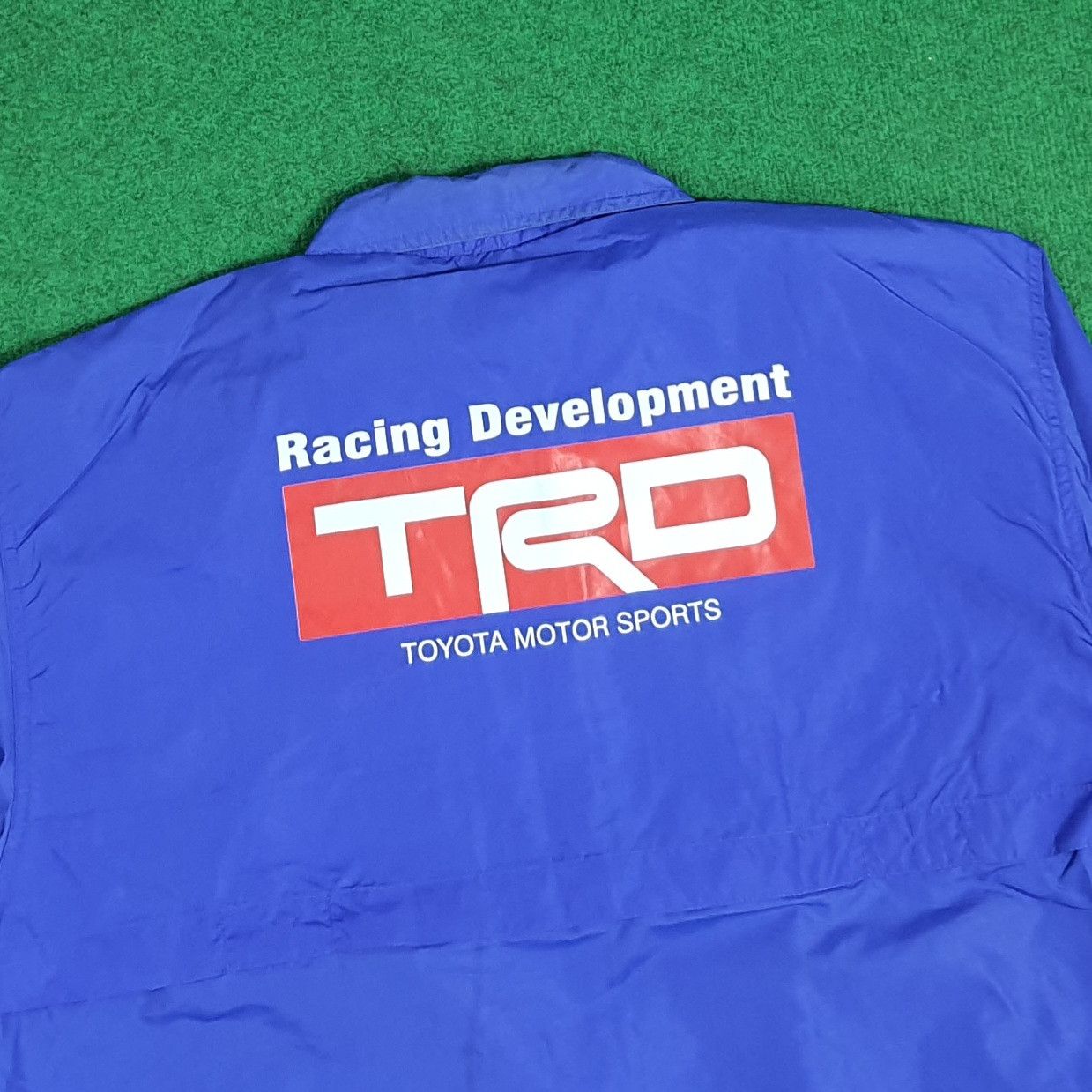 Japanese Brand Vintage TRD Toyota Custom Logo Light Thin Jacket C281N7 Size US L / EU 52-54 / 3 - 2 Thumbnail
