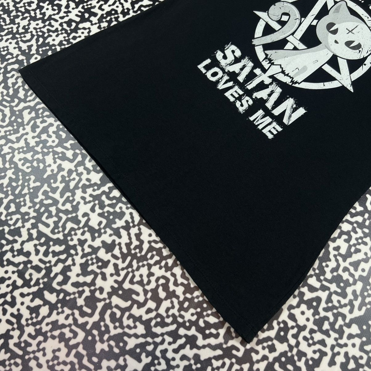 Japanese Brand Vintage Y2K Satan Loves Me Gothic Band Style T-shirt Devil Size M / US 6-8 / IT 42-44 - 10 Thumbnail