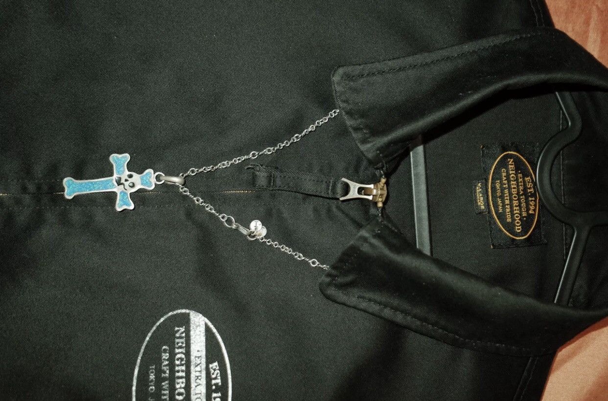 Undercover Undercover x Trash Co branded Sapphire Skull Cross Necklace Size ONE SIZE - 5 Thumbnail