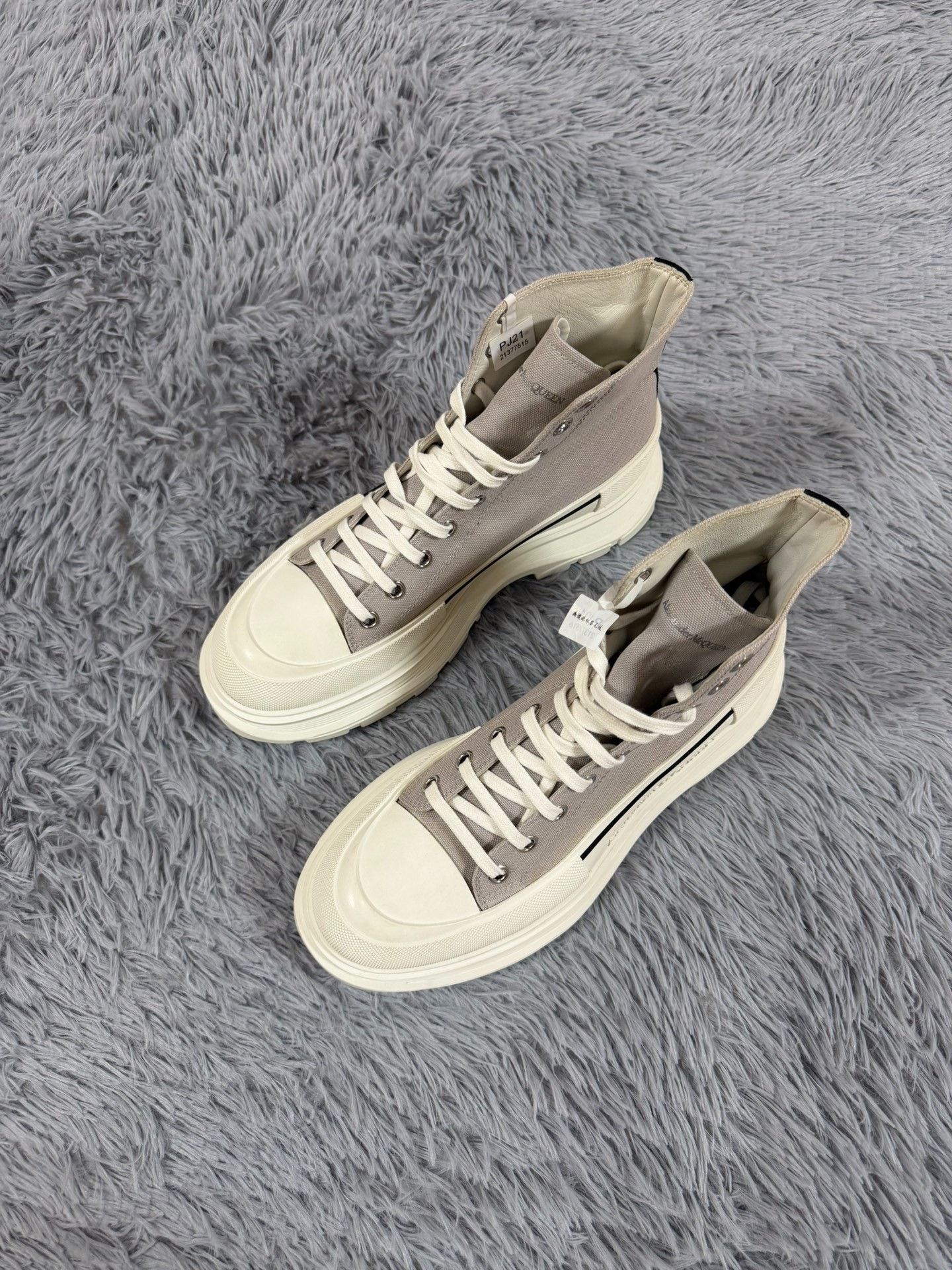 Alexander McQueen Alexander McQueen Gray Boots 10.5 Men Size US 10.5 / EU 43-44 - 1 Thumbnail