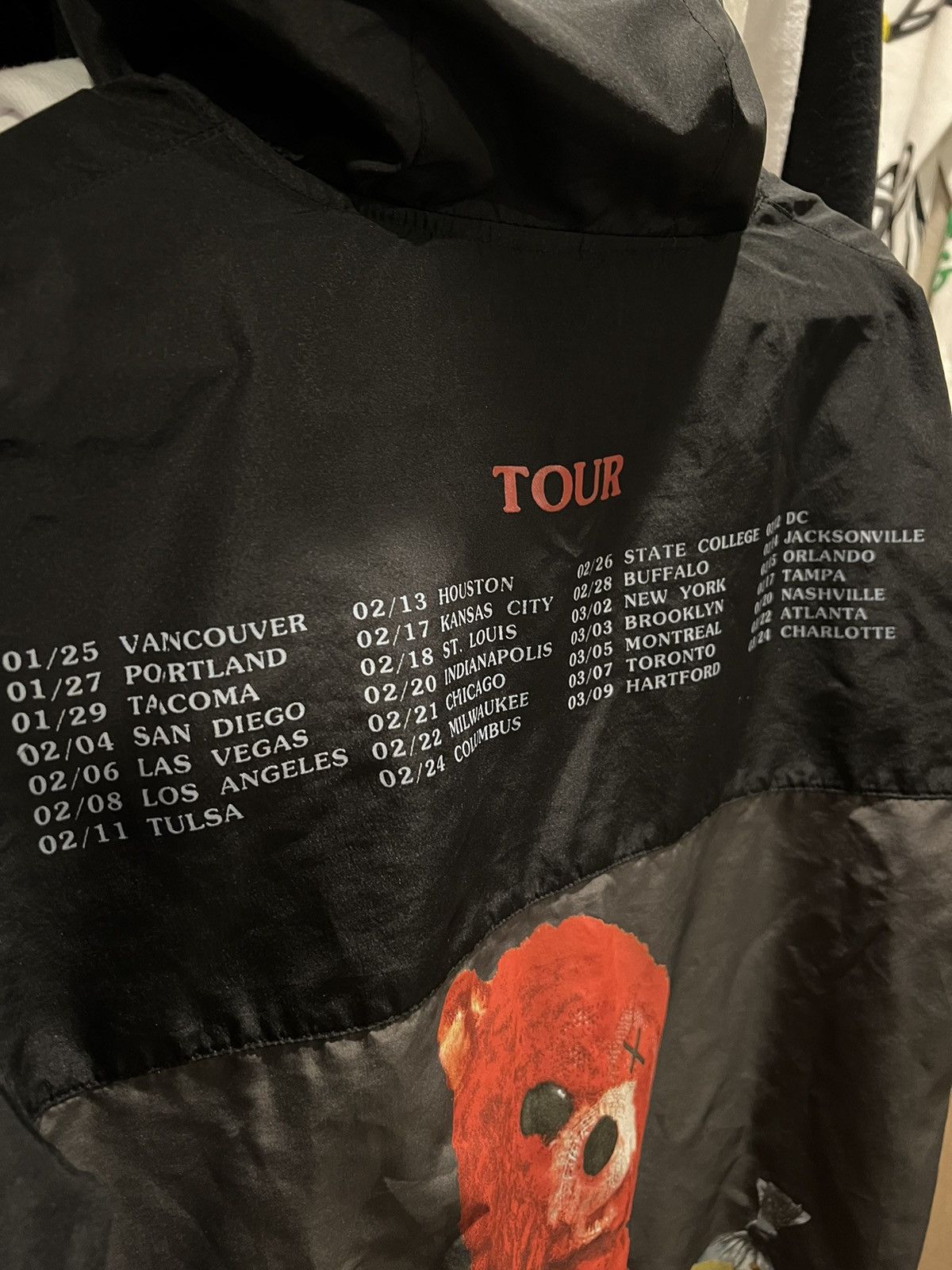 Travis Scott bear n goldfish windbreaker WISH YOU WERE HERE ASTROWORLD Size US S / EU 44-46 / 1 - 4 Thumbnail