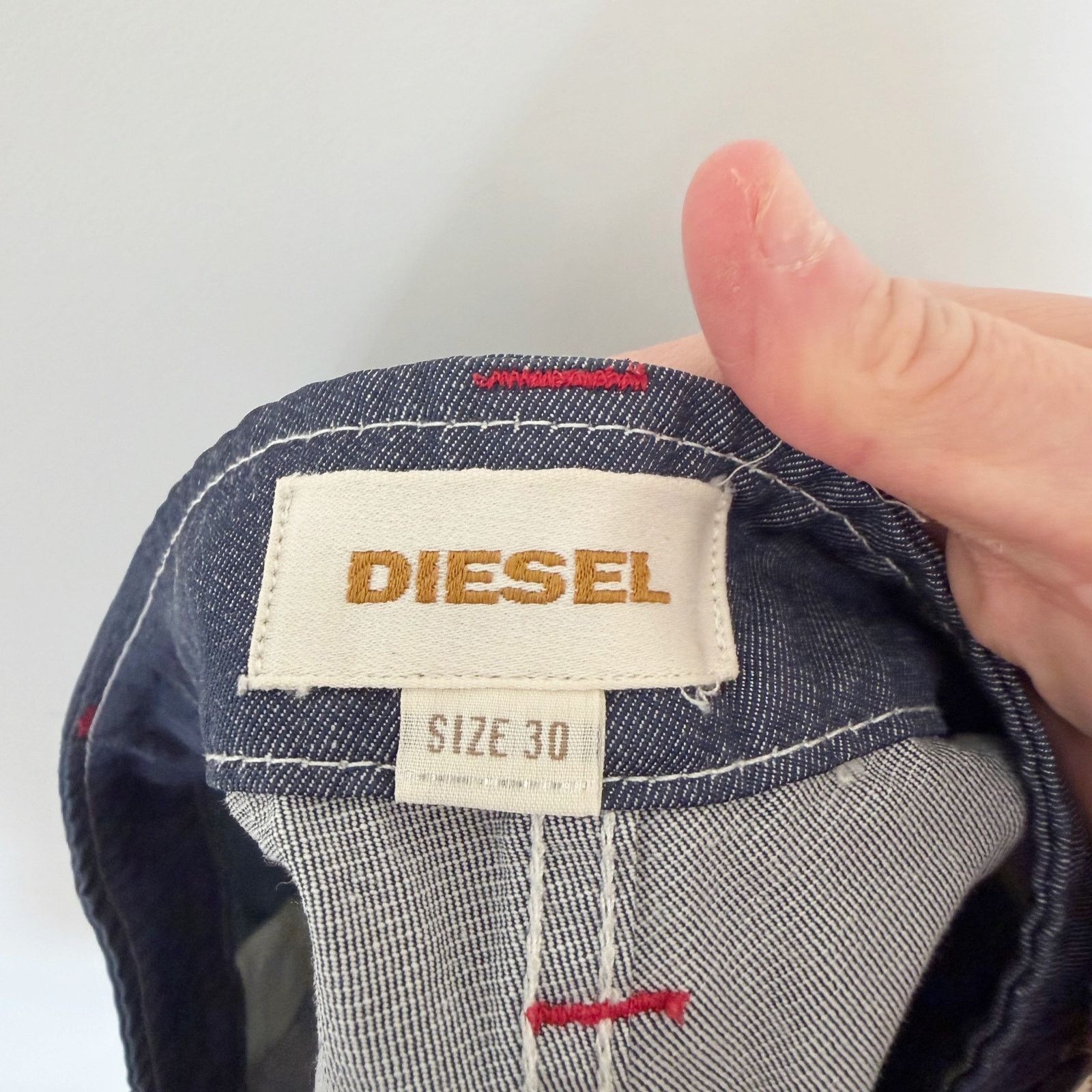 Diesel Diesel Denim Mini Skirt Contrast Stitching Zipper Detail 30 Size 30" / US 8 / IT 44 - 2 Thumbnail
