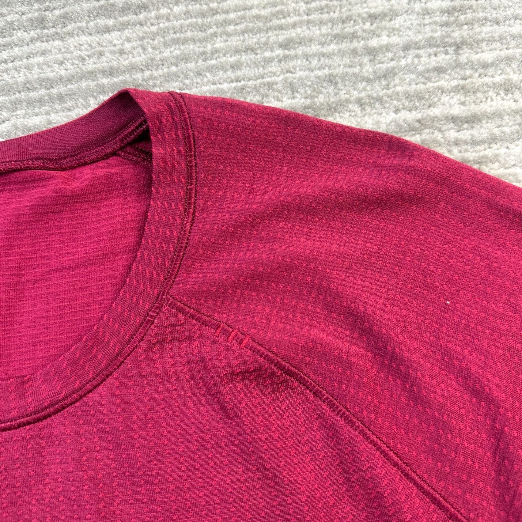Lululemon Lululemon Shirt Mens Medium Red Metal Vent Tech Short Sleeve Gym Size US L / EU 52-54 / 3 - 4 Thumbnail