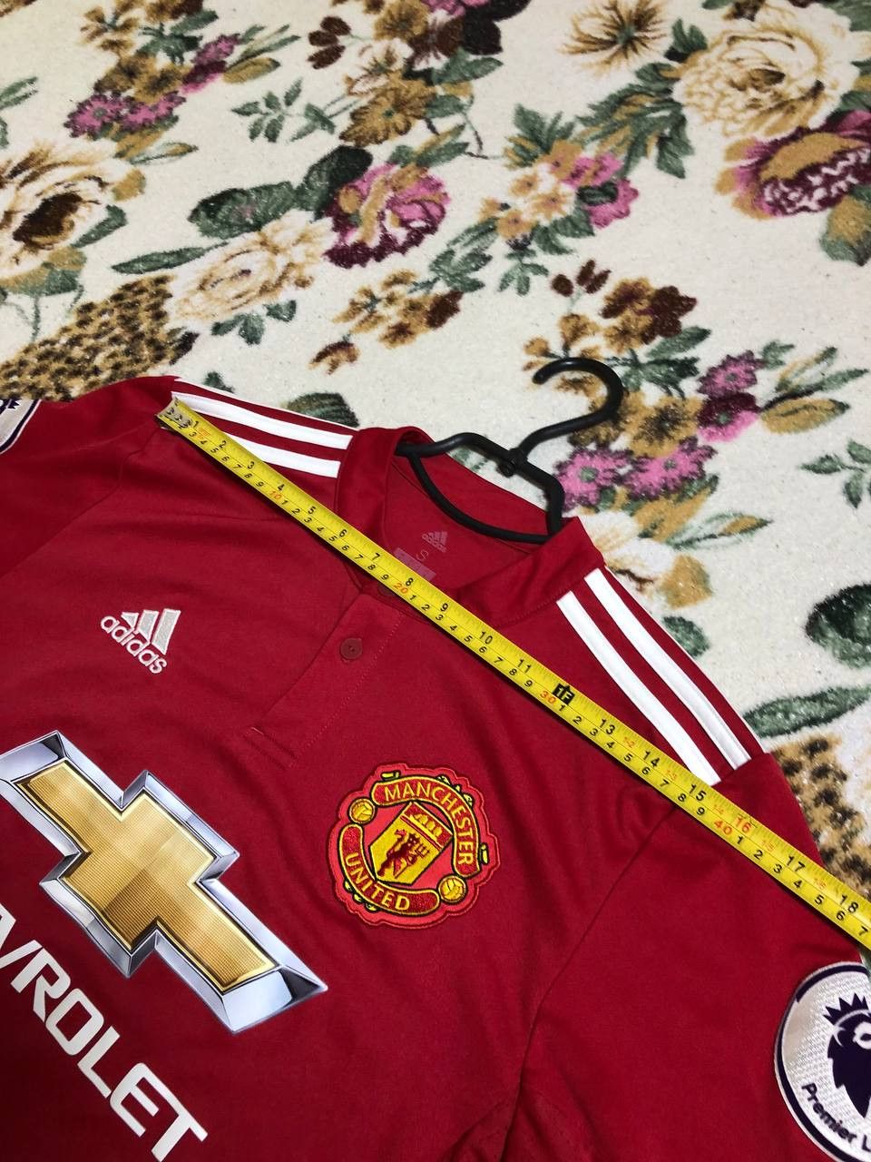 Adidas MANCHESTER UNITED HOME FOOTBALL SHIRT SOCCER JERSEY ADIDAS Size US S / EU 44-46 / 1 - 7 Thumbnail