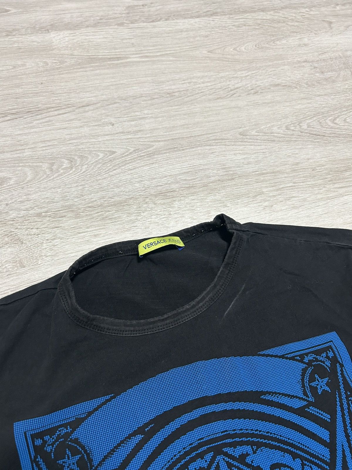 Versace Vintage Versace Jeans Couture T-shirt faded black size S Size US S / EU 44-46 / 1 - 6 Thumbnail