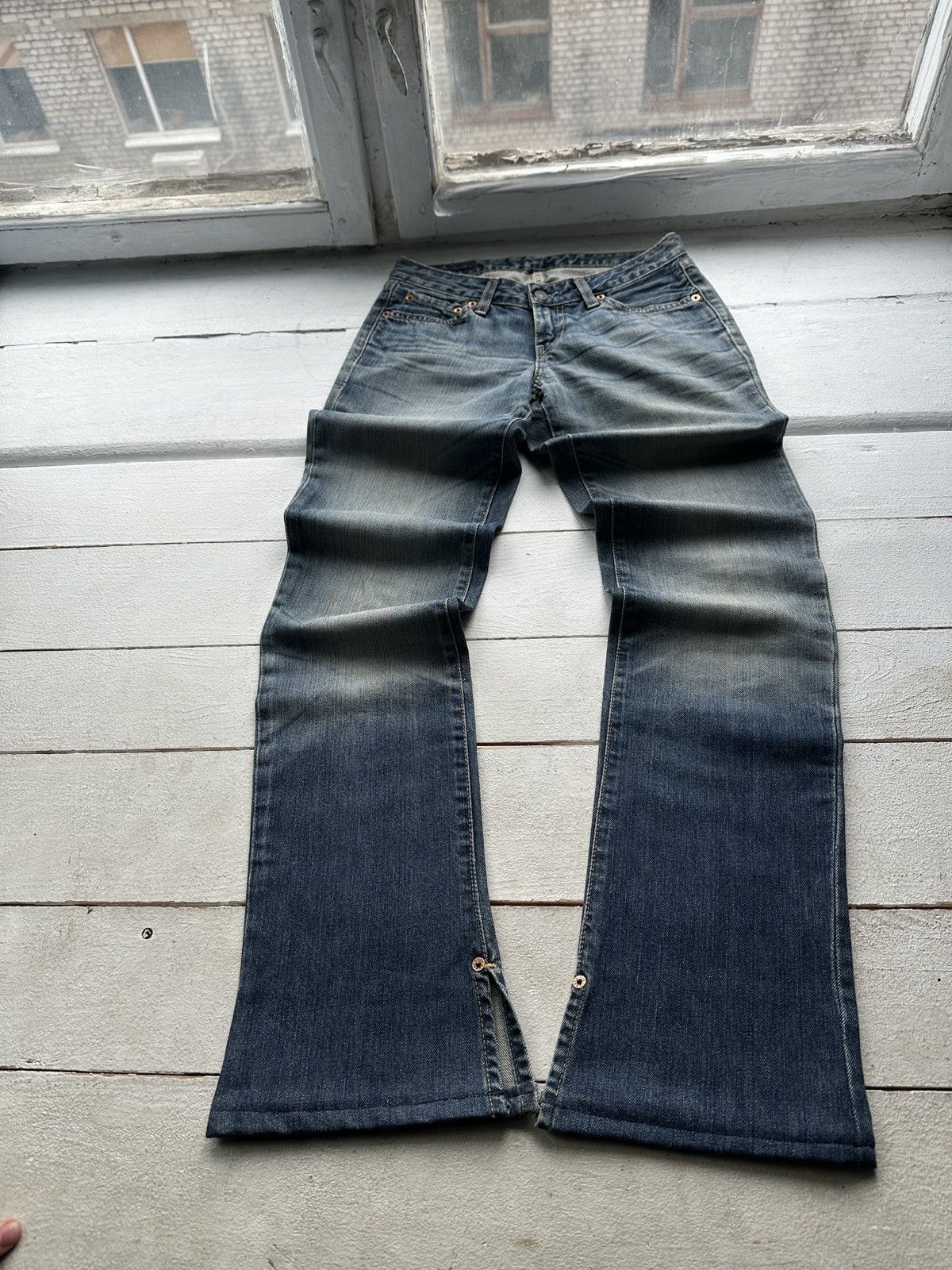 Levi's LOW BOOTCUT🚨Vintage 90s Levis Jeans 547 03 Light Wash Denim Size 28" / US 6 / IT 42 - 1 Thumbnail
