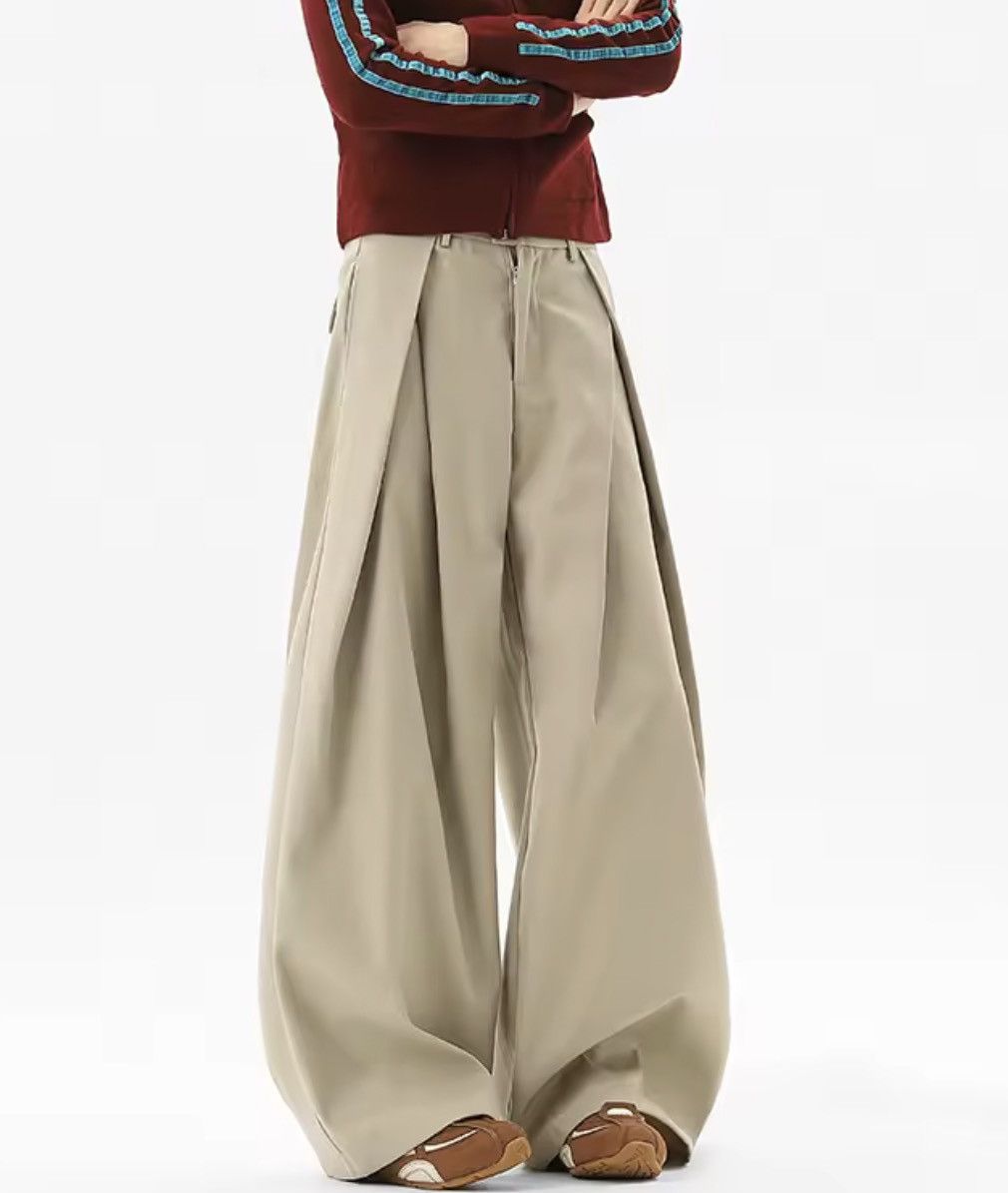 Japanese Brand Ultra-Wide Leg High-Waisted Pleated Trousers Size US 35 - 1 Thumbnail