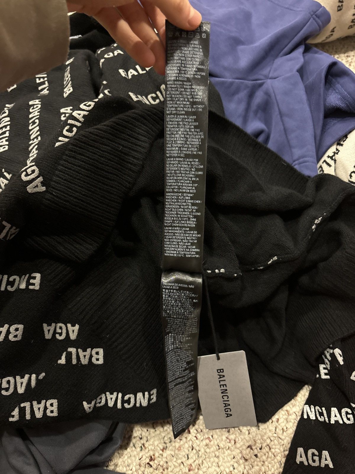 Balenciaga Balenciaga Black/White All Over Wool Sweater Size US XL / EU 56 / 4 - 3 Thumbnail