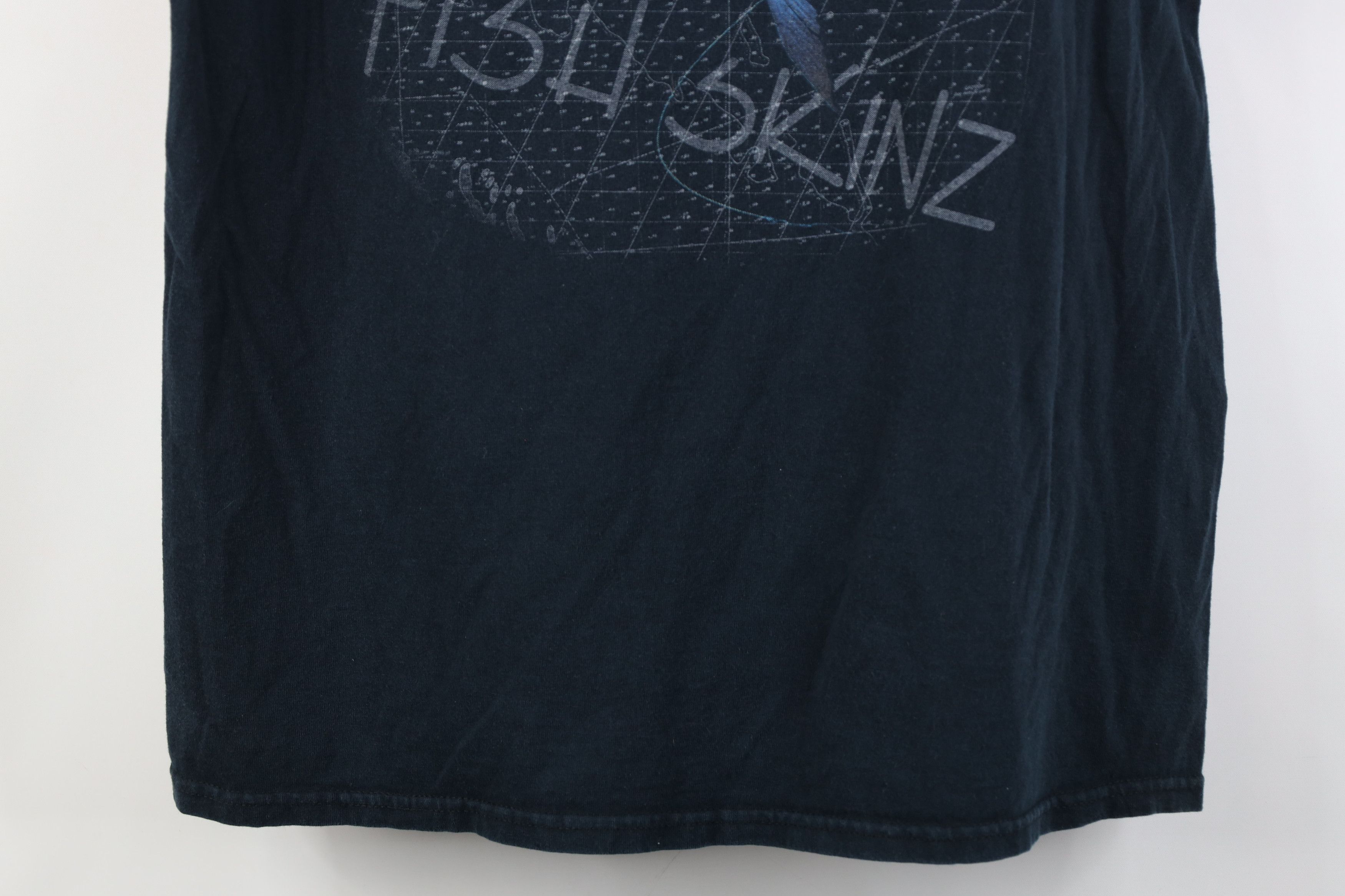 Vintage Vintage Y2K Streetwear Fish Skinz Marlin Fishing T-Shirt Size US L / EU 52-54 / 3 - 16 Thumbnail
