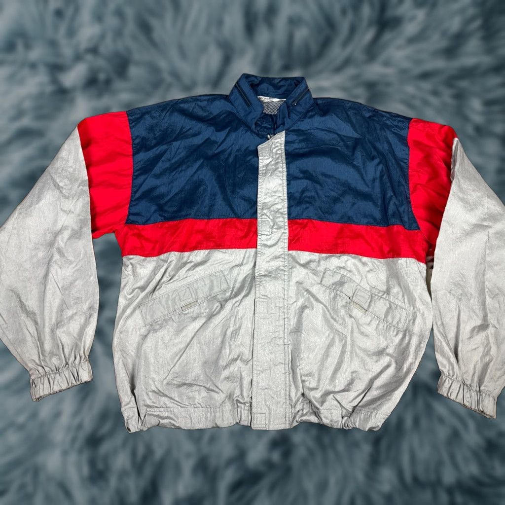 Vintage VINTAGE Silver Lining Breathable Windbreaker Jacket L Men 90s Silver Windbreaker Bonner Light 90s L Mens Size US L / EU 52-54 / 3 - 1 Thumbnail