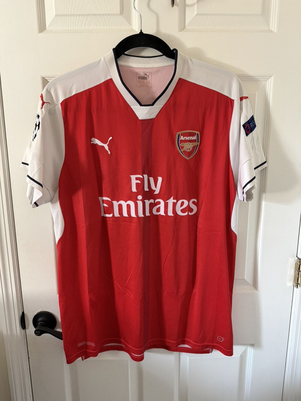 Puma Ozil 16/17 Arsenal Home shirt SZ XXL Size US XXL / EU 58 / 5 - 2 Thumbnail