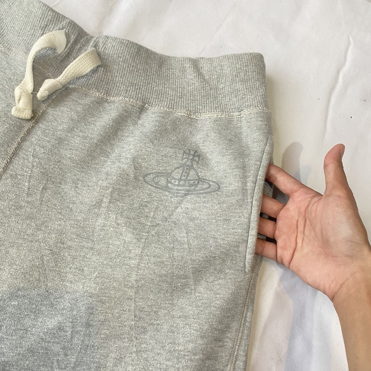 Designer × Vivienne Westwood Japan Market Vivienne Westwood Homewear Grey Logo Sweatpants Size US 36 / EU 52 - 5 Thumbnail