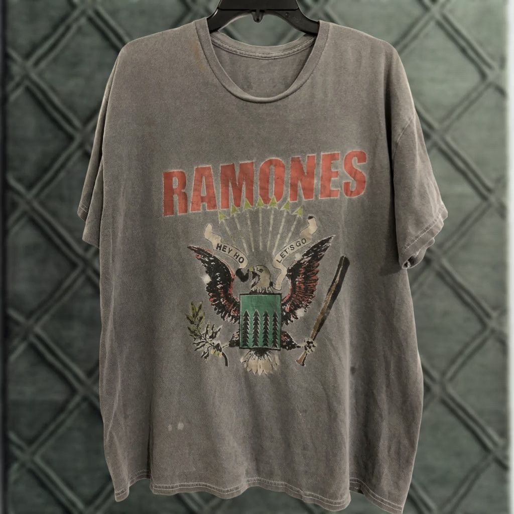 Vintage Official Ramones Grey New T-Shirt 1974 Band Eagle Size US XL / EU 56 / 4 - 1 Thumbnail