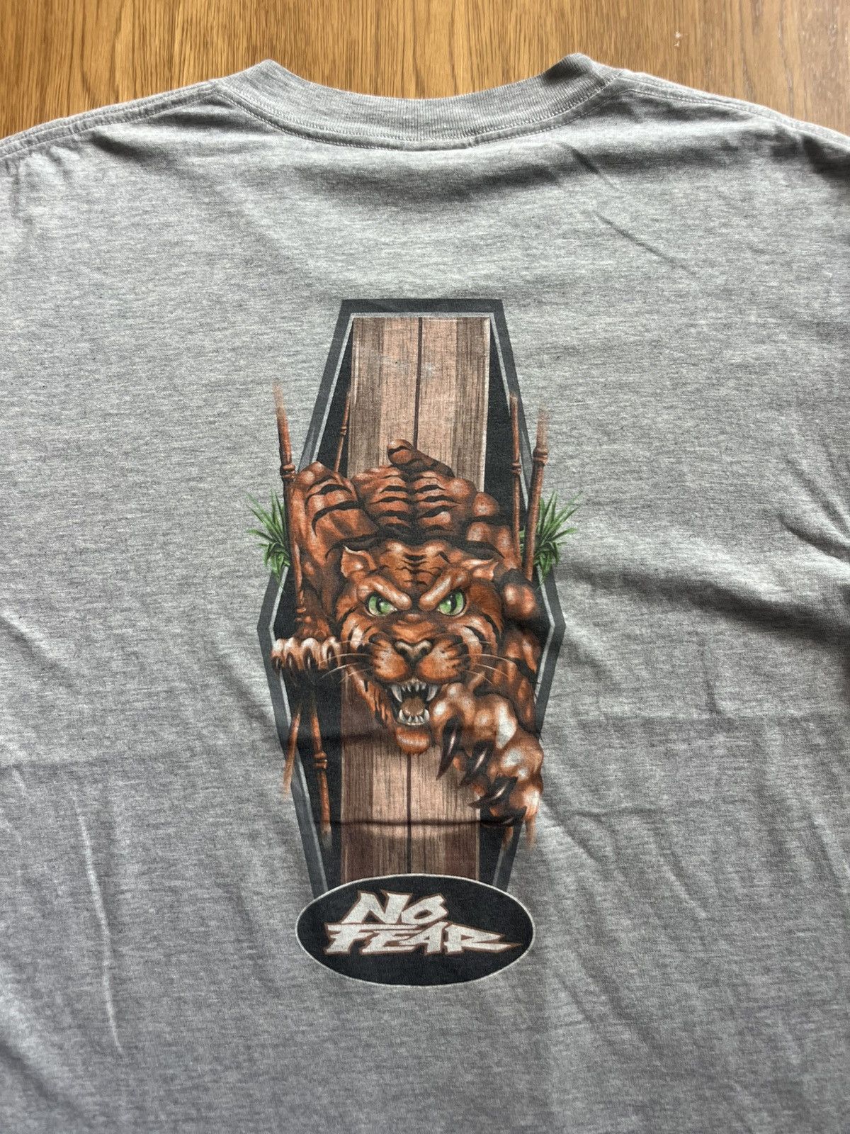 No Fear Vintage NO FEAR Tiger 00’s Skateboard Brand Tshirt Size US L / EU 52-54 / 3 - 9 Thumbnail