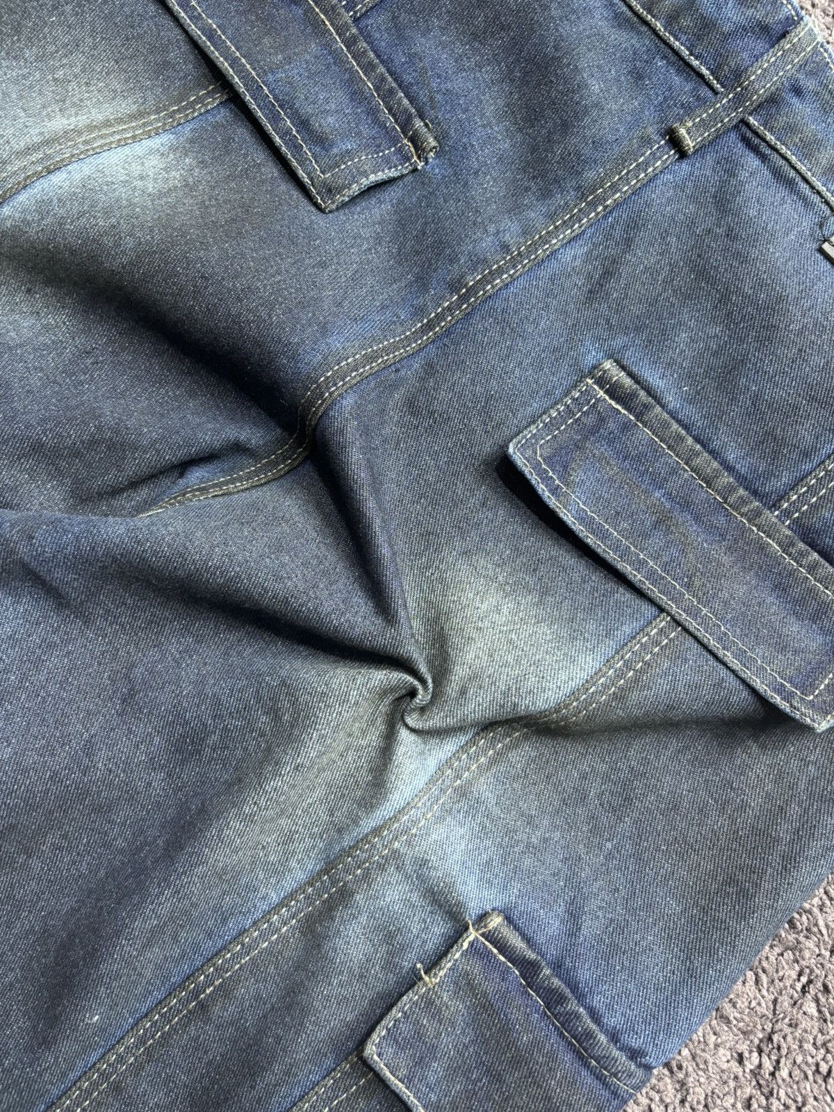Vintage Vintage wide leg rare night blue baggy flared cargo jeans Size US 33 - 20 Thumbnail