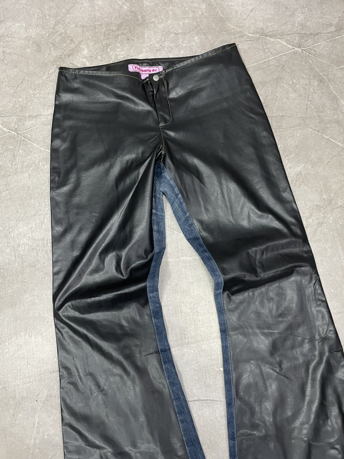 Tornado Mart Totnado mart style faux leather flared jeans pants 2000s Size US 30 / EU 46 - 4 Thumbnail