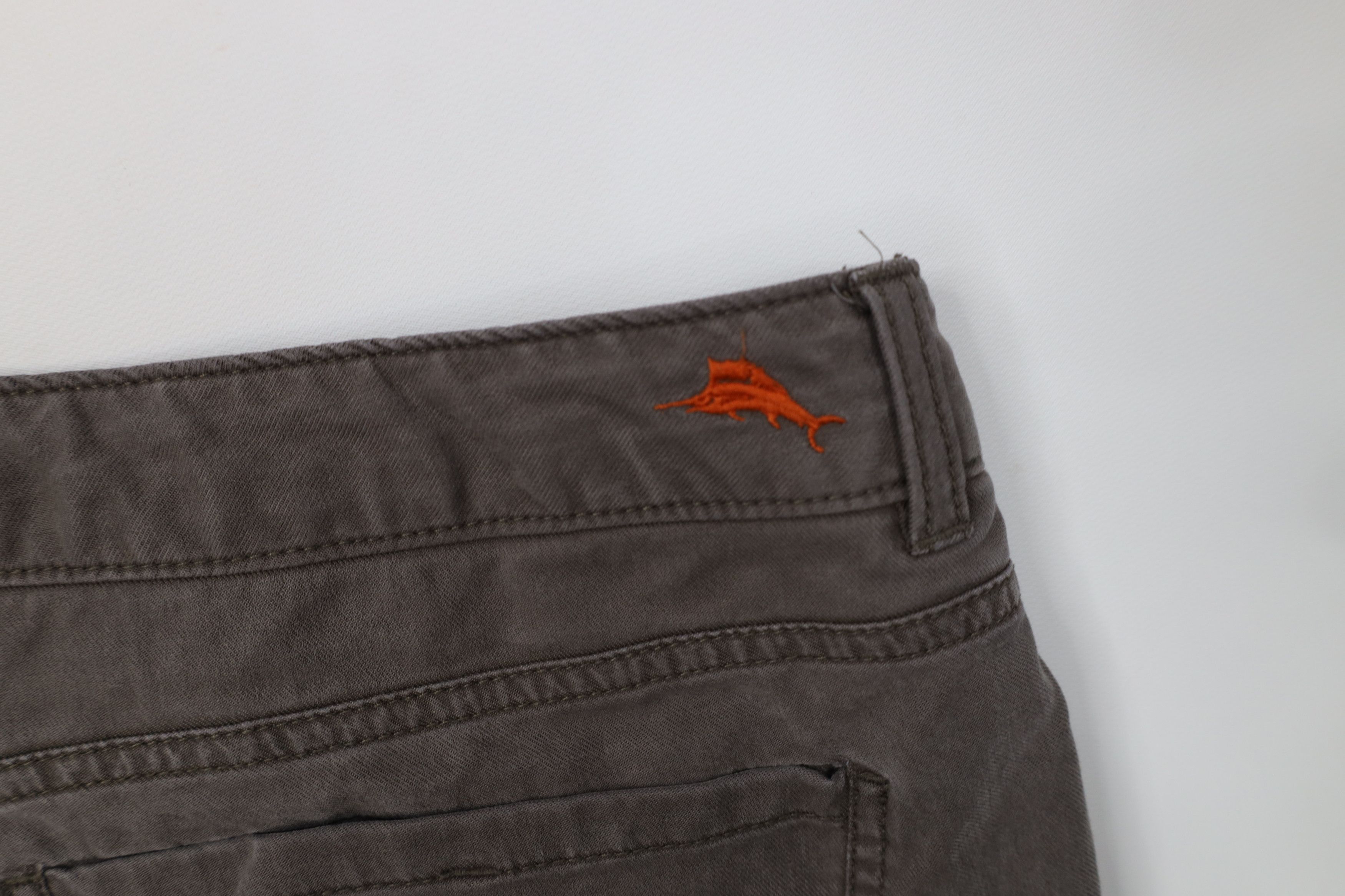 Tommy Bahama Vintage Y2K Tommy Bahama Relaxed Wide Leg Chino Pants Gray Size US 38 / EU 54 - 16 Thumbnail