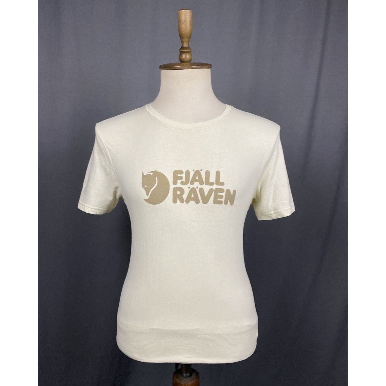 Fjallraven Fjallraven Big Logo Men's Beige T-Shirt Size M Size US M / EU 48-50 / 2 - 1 Thumbnail