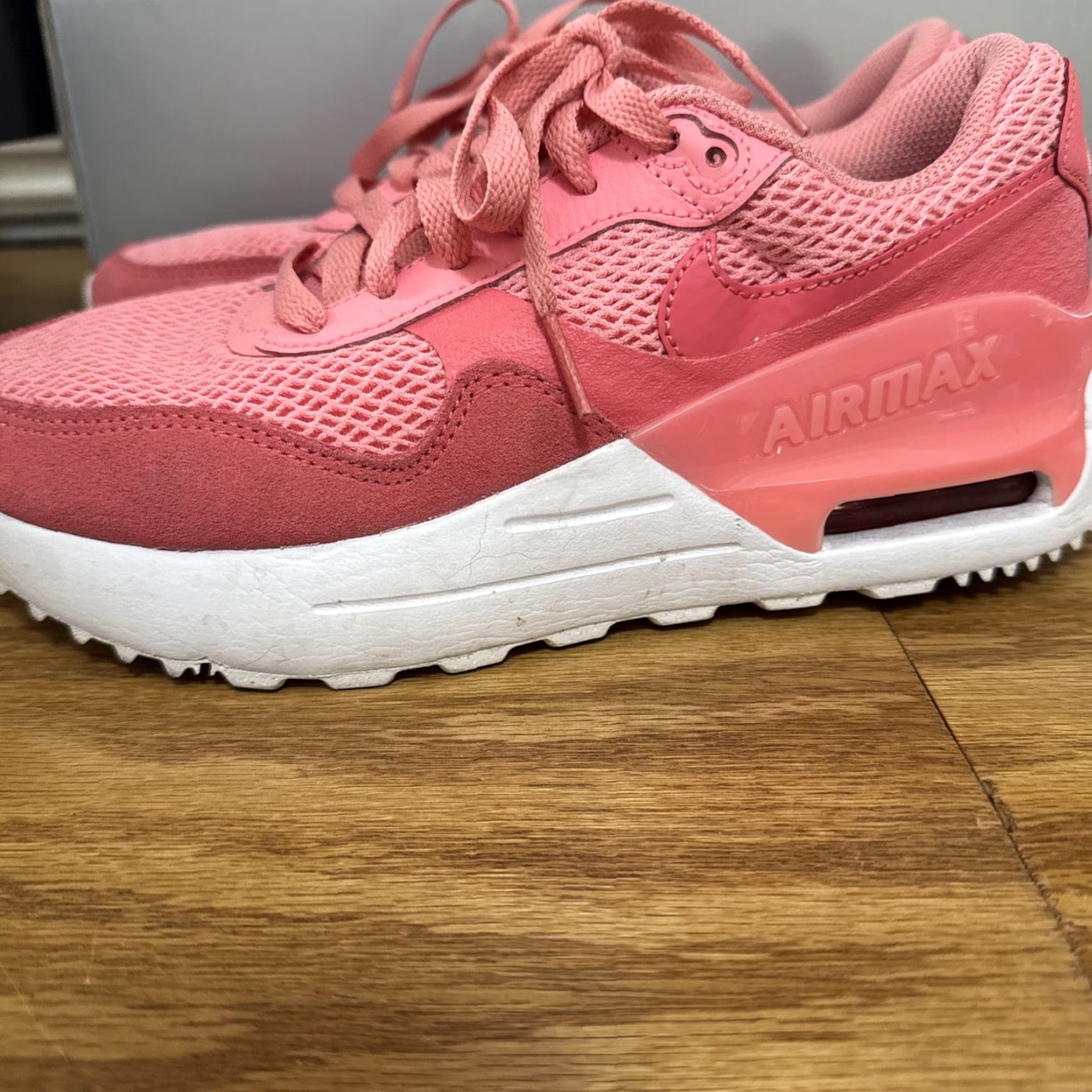Nike Women's Nike Air Max System Sneaker Coral Chalk/Sea Coral-White DM9538 601 Size 7.5 Size US 10 / IT 40 - 3 Thumbnail