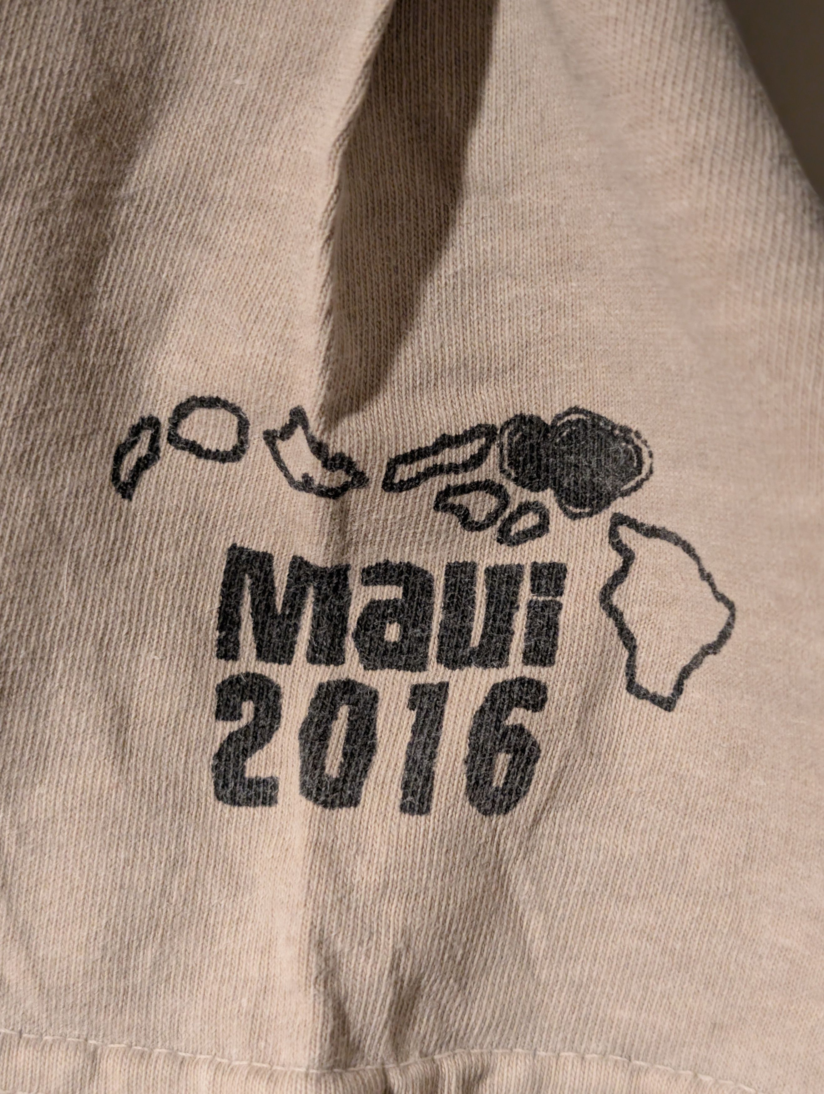 Vintage Vintage 2016 Adopt a Dog Maui Hawaii Beige Medium T-Shirt Size US M / EU 48-50 / 2 - 2 Thumbnail