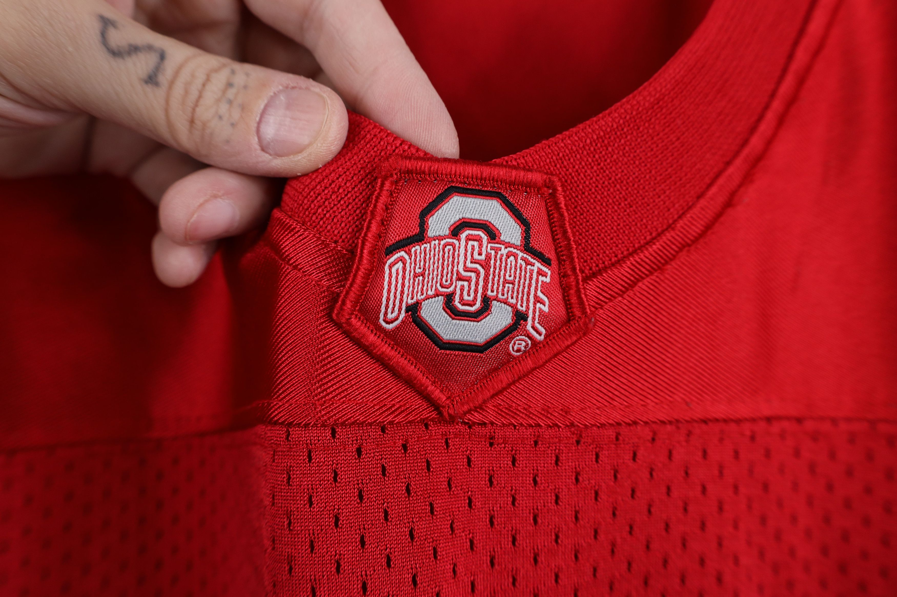 Vintage Vintage Ohio State University Football Jersey Red Mesh #28 Size US XL / EU 56 / 4 - 4 Thumbnail