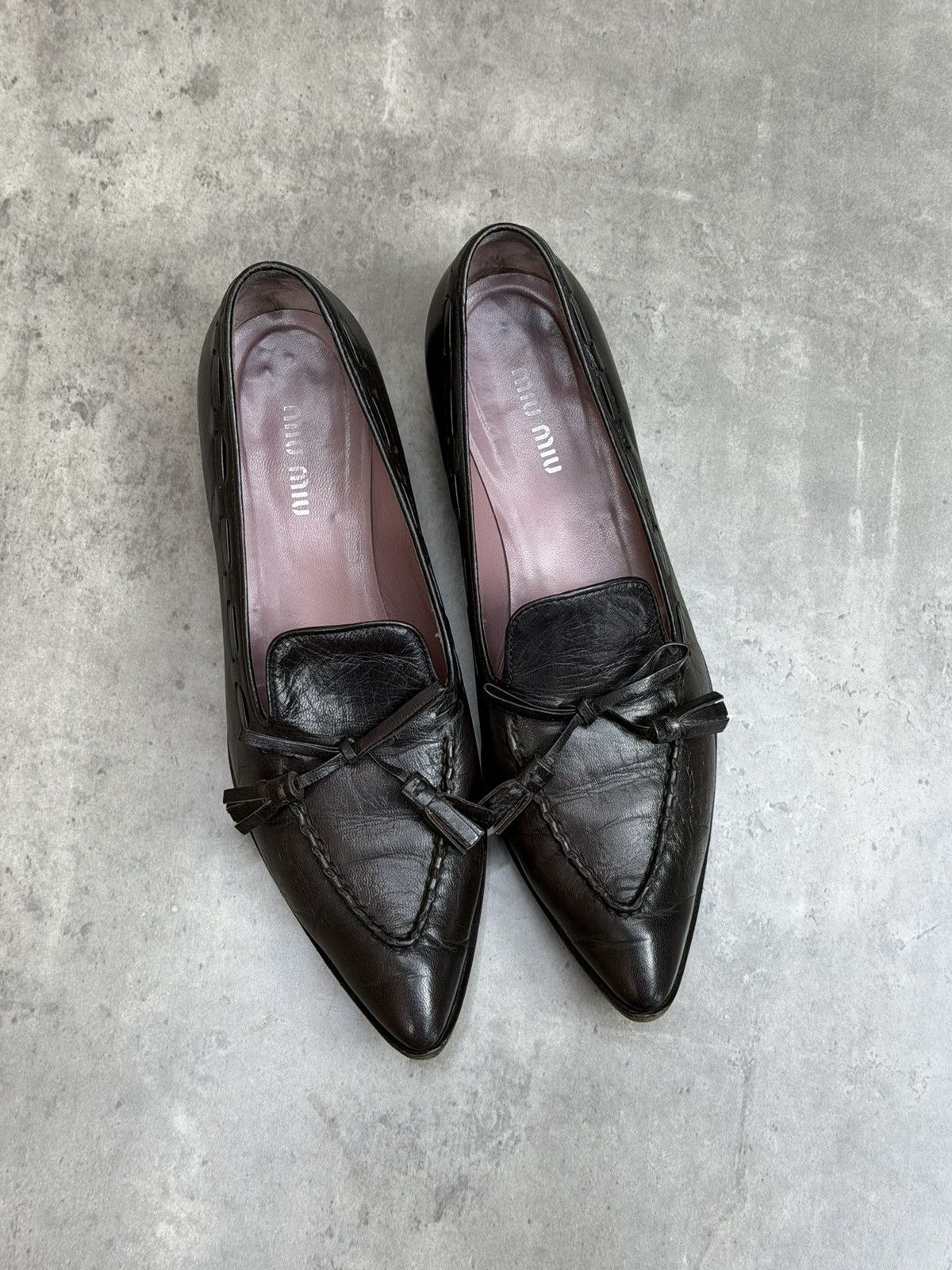 Miu Miu Miu Miu Black Leather Loafers Tassel Pointed Toe Size 37 1/2 Size US 7.5 / IT 37.5 - 1 Thumbnail