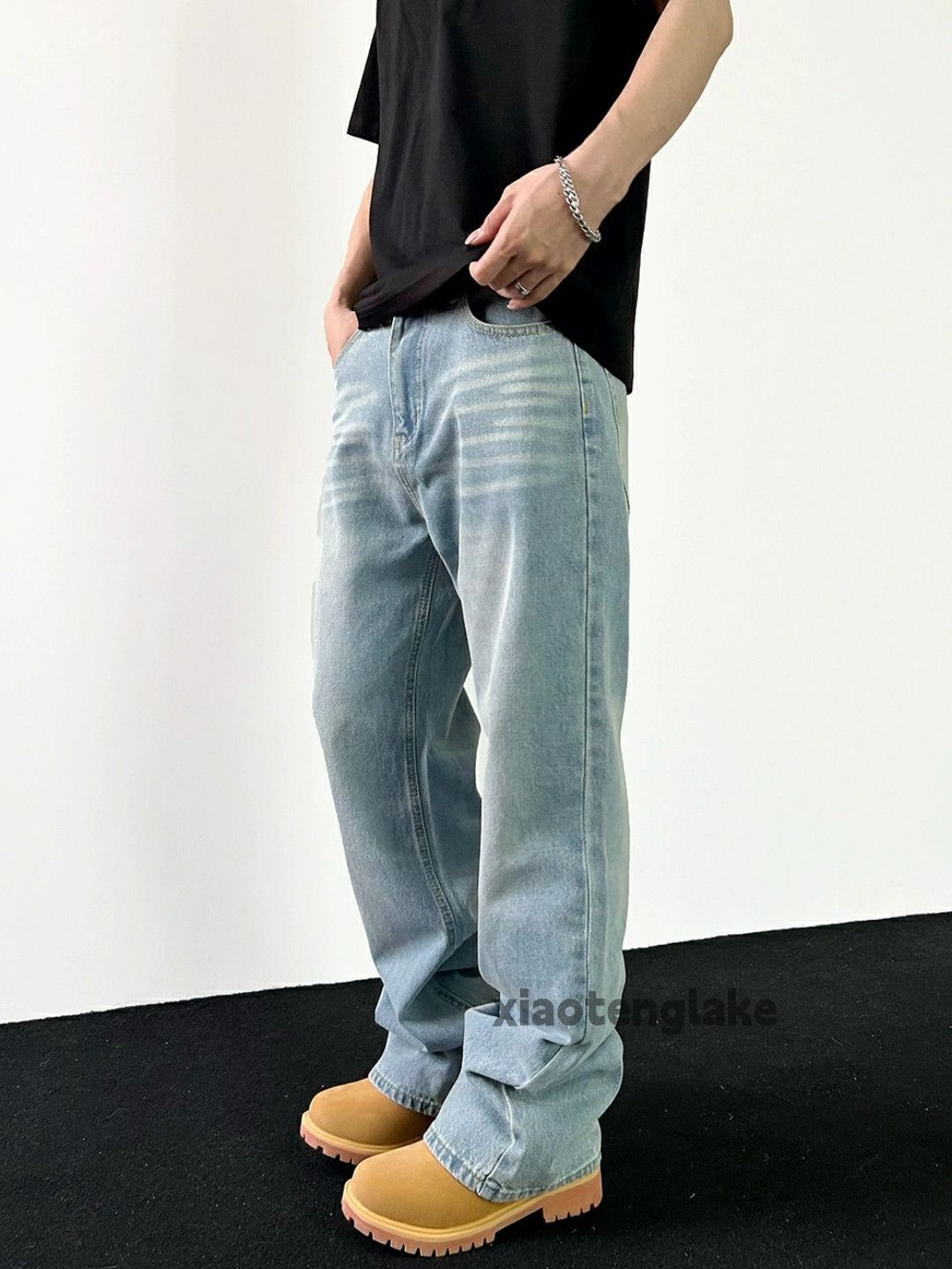 Washed faded cleanfit loose baggy hiphop yuppie jeans