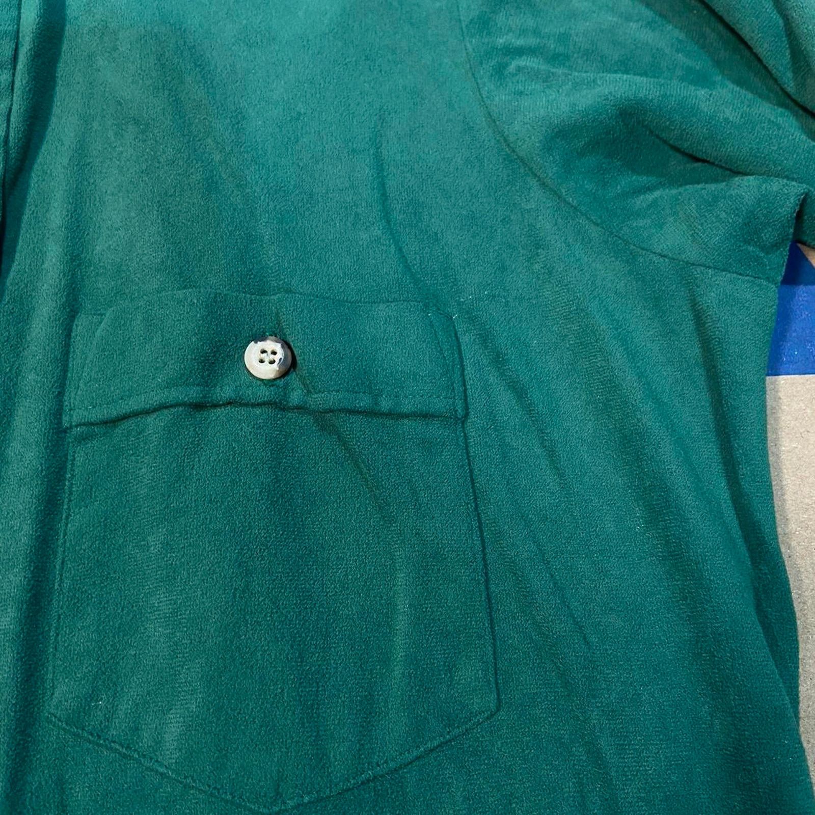 Hanes 70s green button up Size US S / EU 44-46 / 1 - 3 Thumbnail