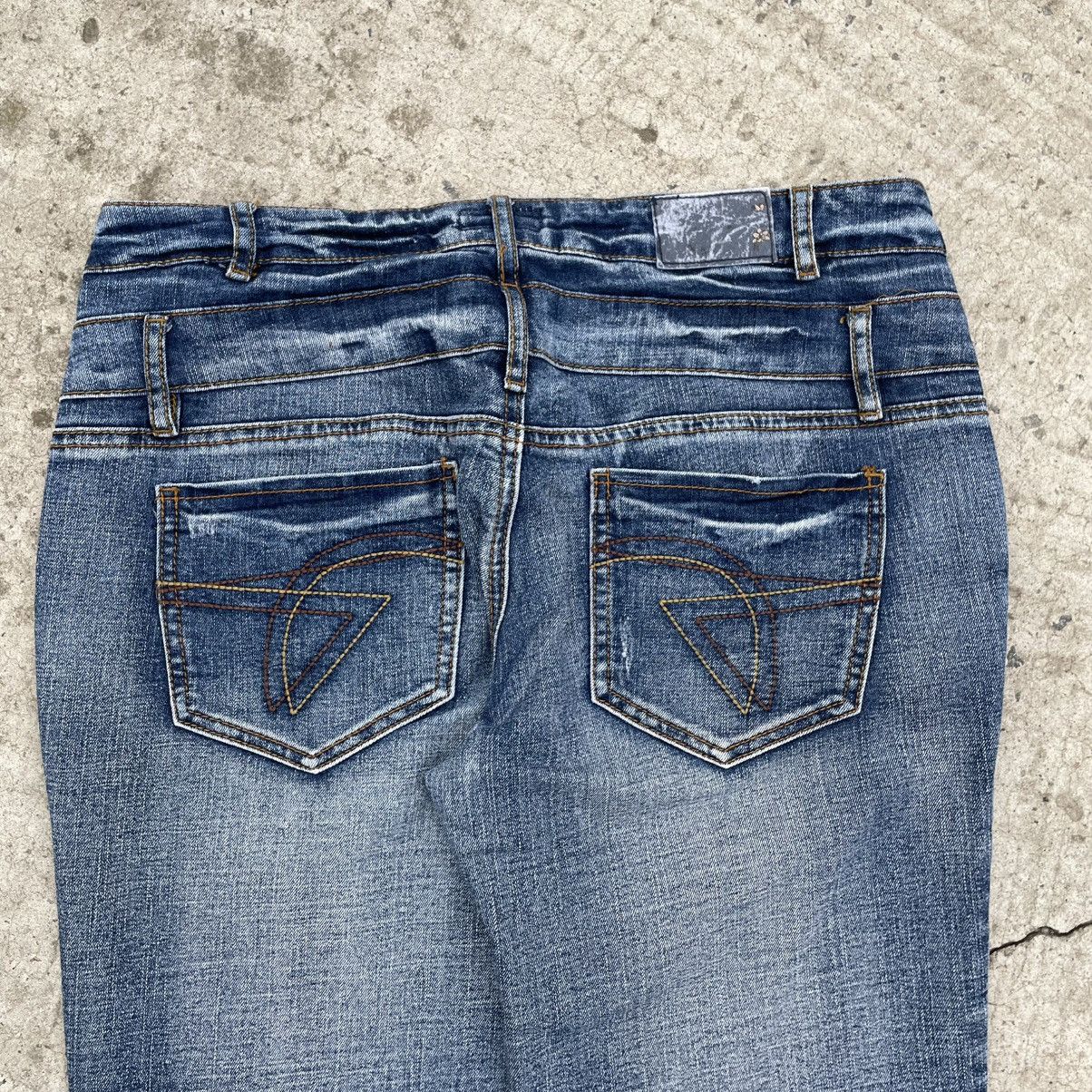 Hypebeast Vintage X Mail Women’s Flared Jeans Size 38 Y2K 00s USA Size 26" / US 2 / IT 38 - 9 Thumbnail