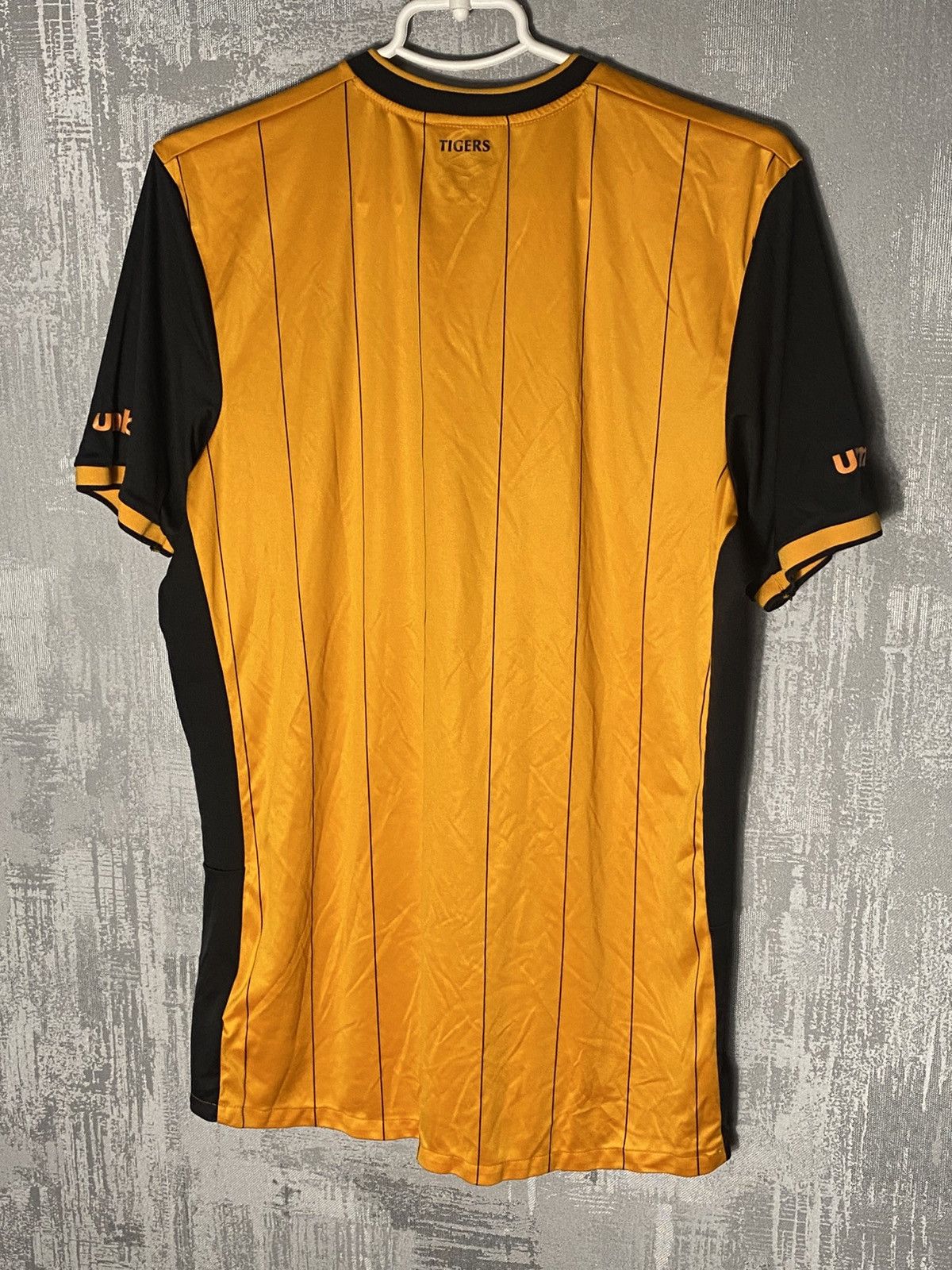 Umbro Hull City Umbro Home Soccer Jersey 2015 Football Shirt Kit Size US L / EU 52-54 / 3 - 6 Thumbnail
