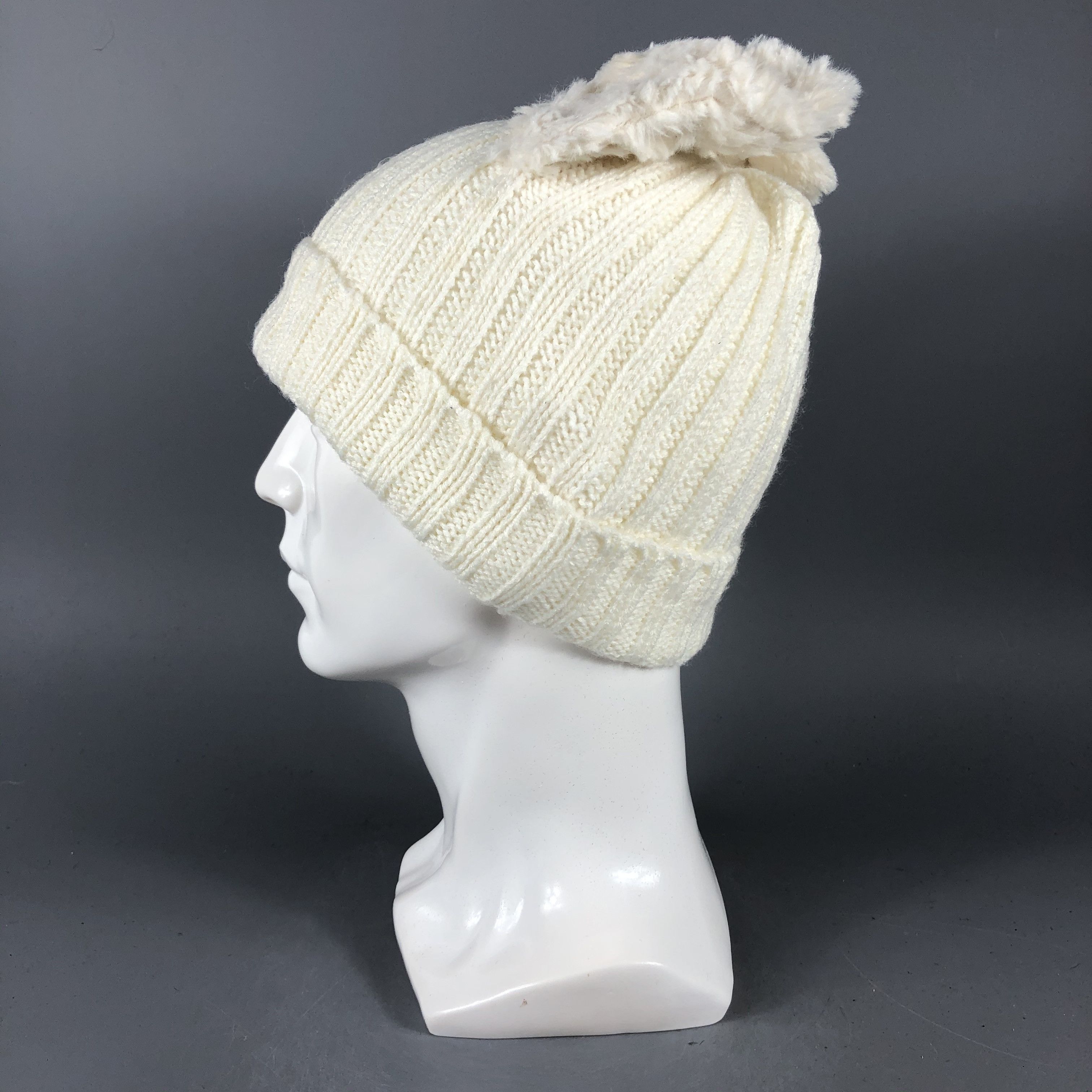 Vintage Vintage White Cream Beanie Snow Hat Snow Cap -D855 Size ONE SIZE - 1 Thumbnail
