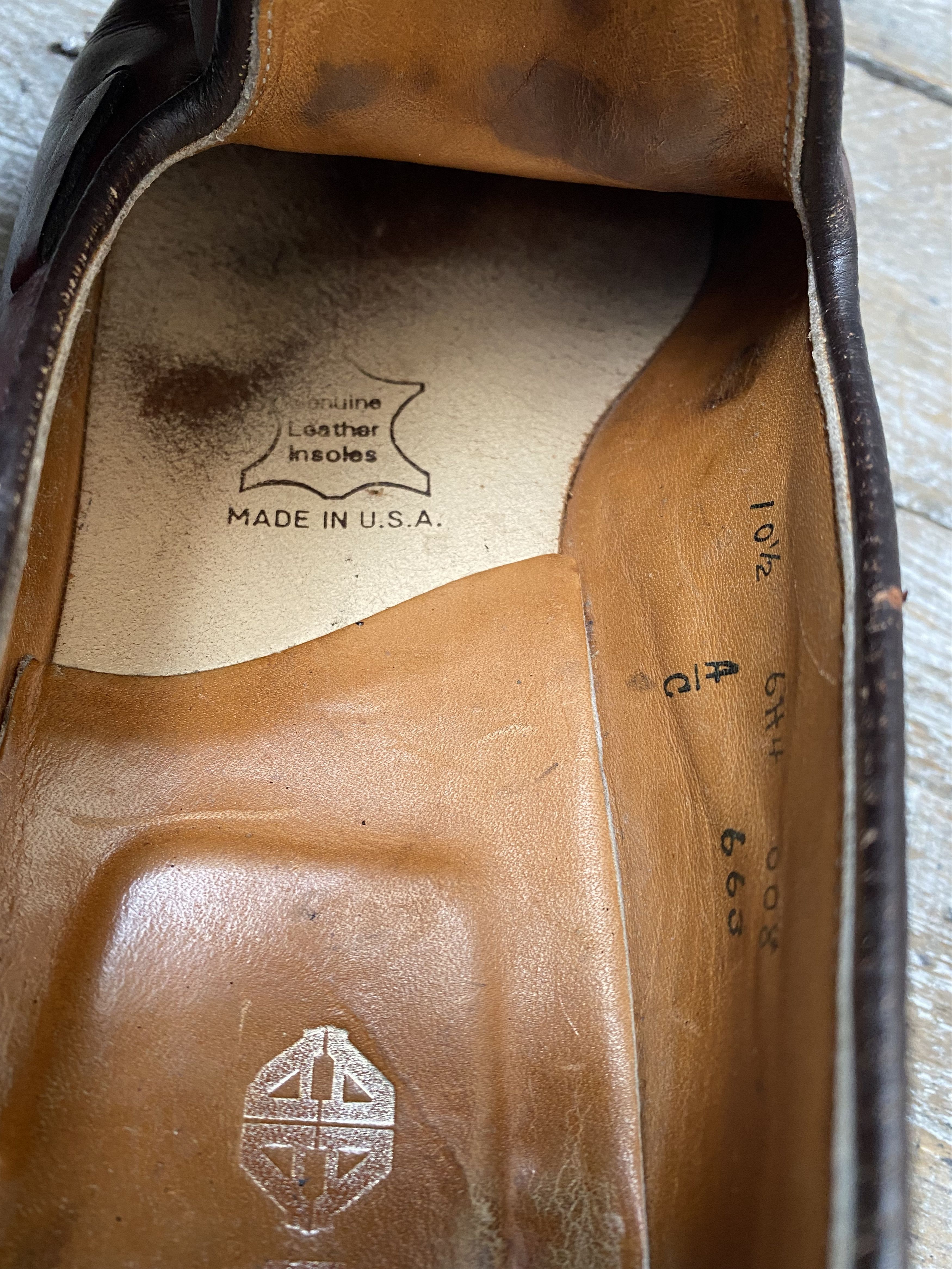 Alden Alden tassel burgundy slip- on leather shoessz 10.5A/C Size US 10.5 / EU 43-44 - 19 Thumbnail