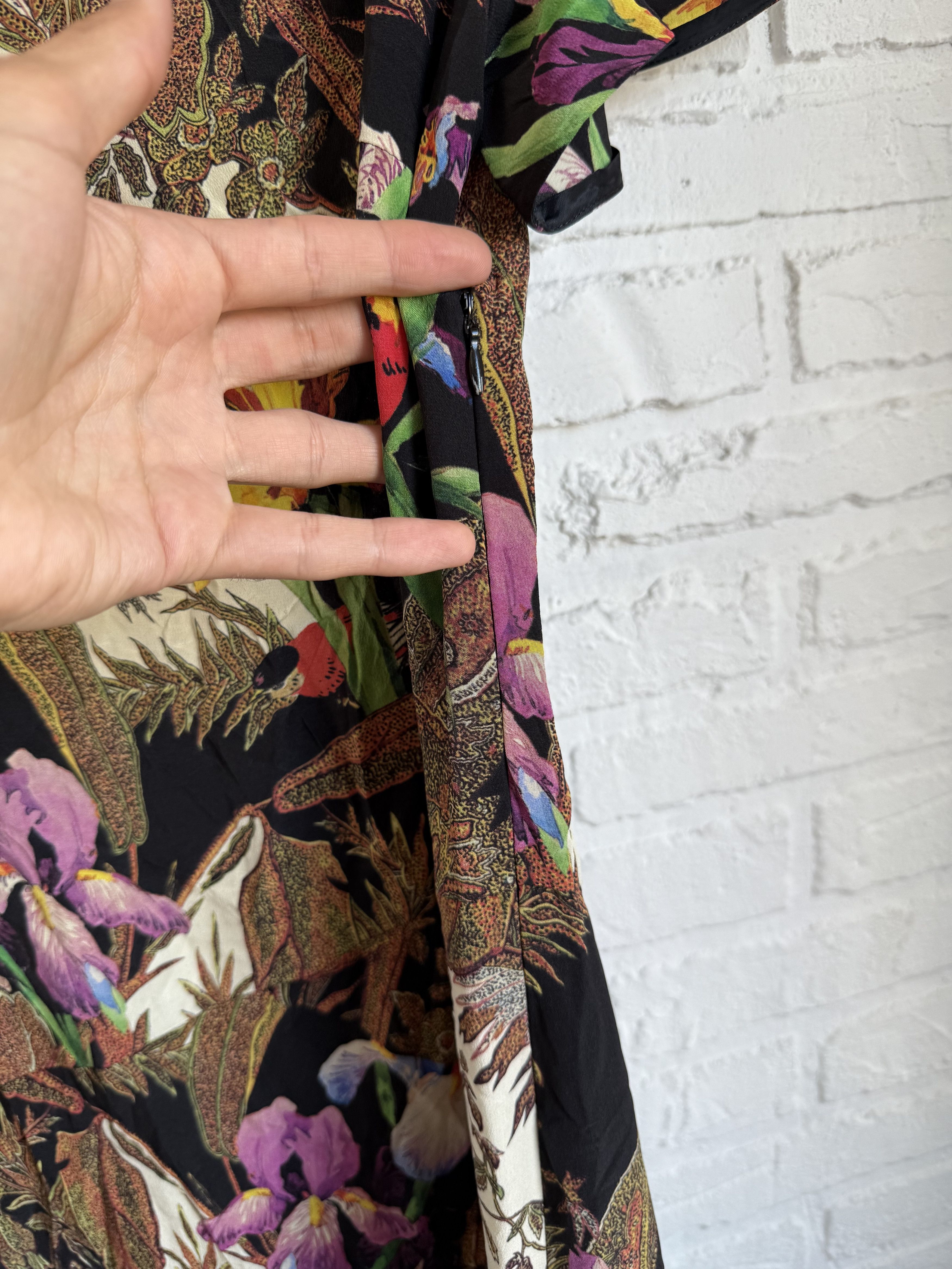 Etro Etro silk floral dress size 44 Made in Italy Size M / US 6-8 / IT 42-44 - 4 Thumbnail