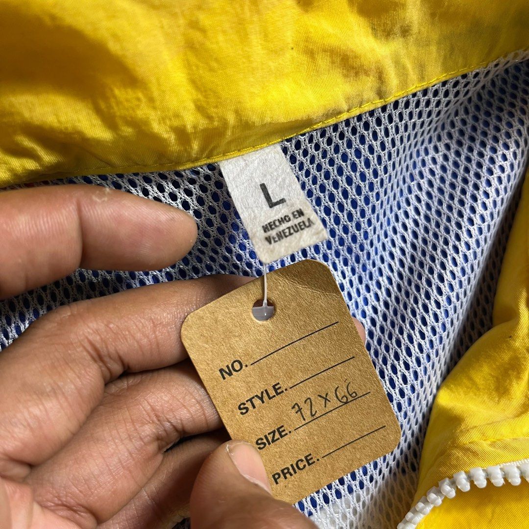 Vintage Vintage VENEZUELA - CHAVEZ Windbreaker 90s Size US L / EU 52-54 / 3 - 8 Thumbnail