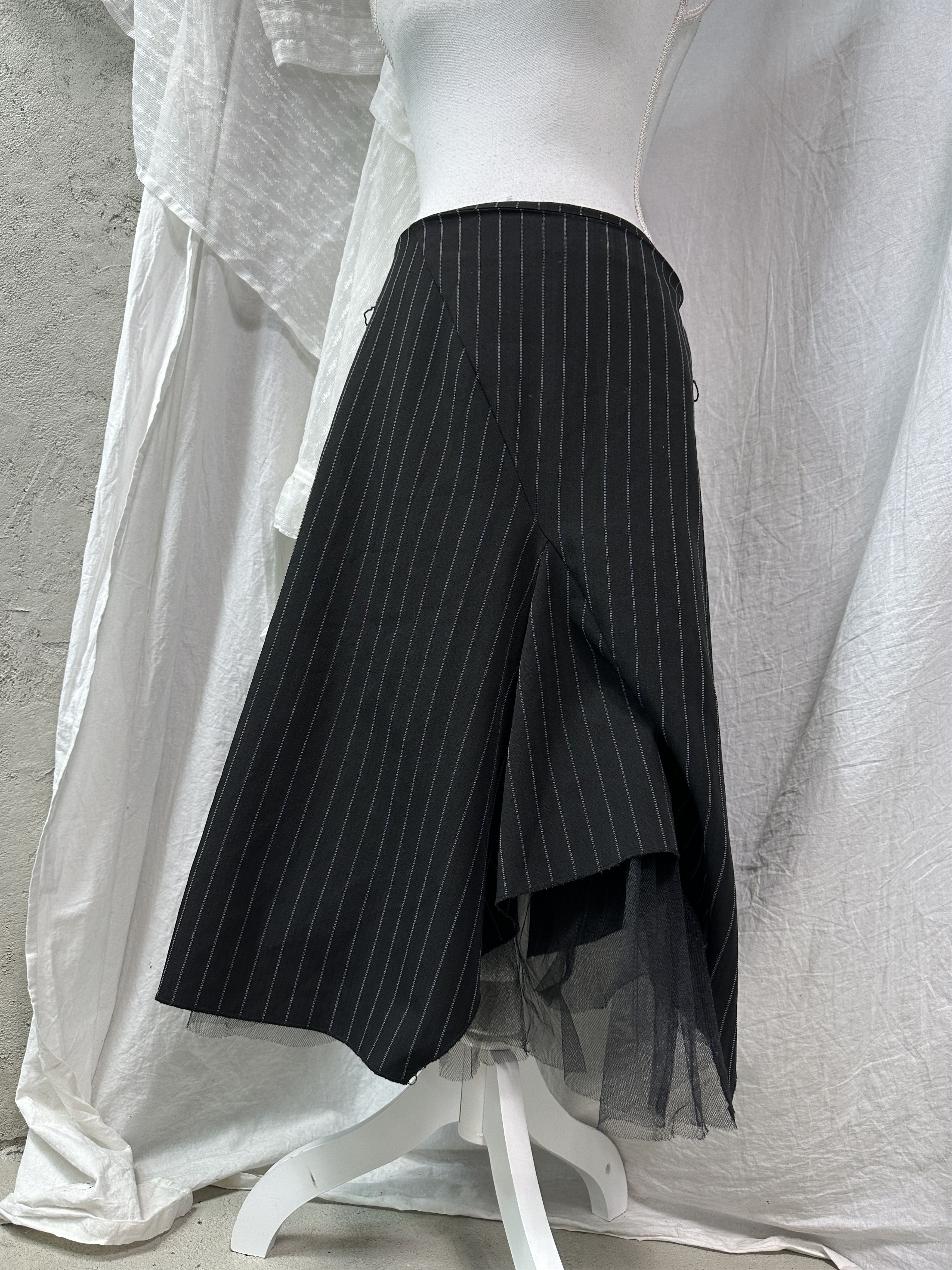 Vintage Vintage Pinstripe Asymmetrical Mesh Petticoat Skirt Y2K Size 26" / US 2 / IT 38 - 1 Thumbnail