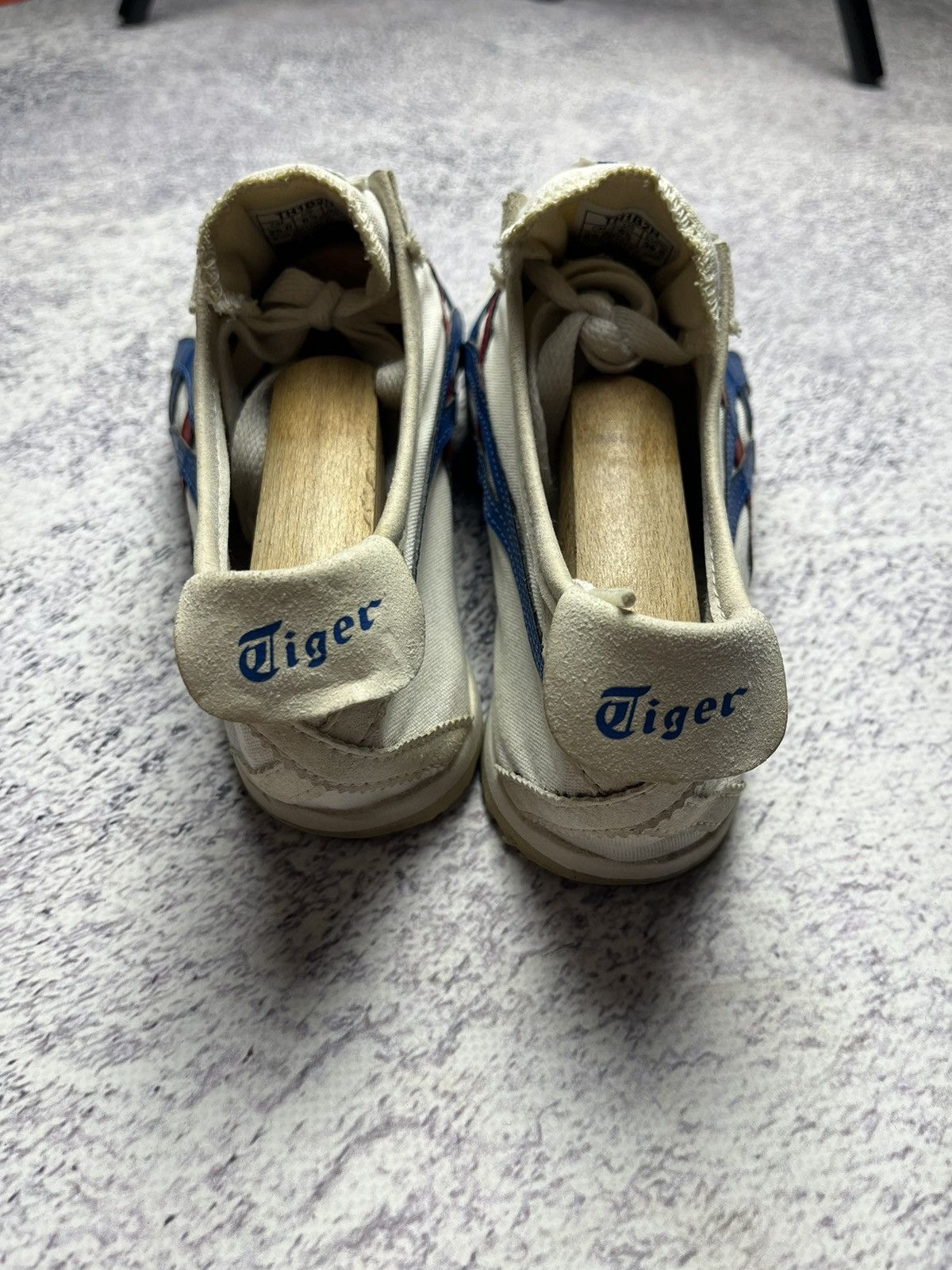 Asics Asics Onitsuka Tiger Mexico 66 Distressed Sneakers 10 Rare Size US 6 / EU 39 - 18 Thumbnail