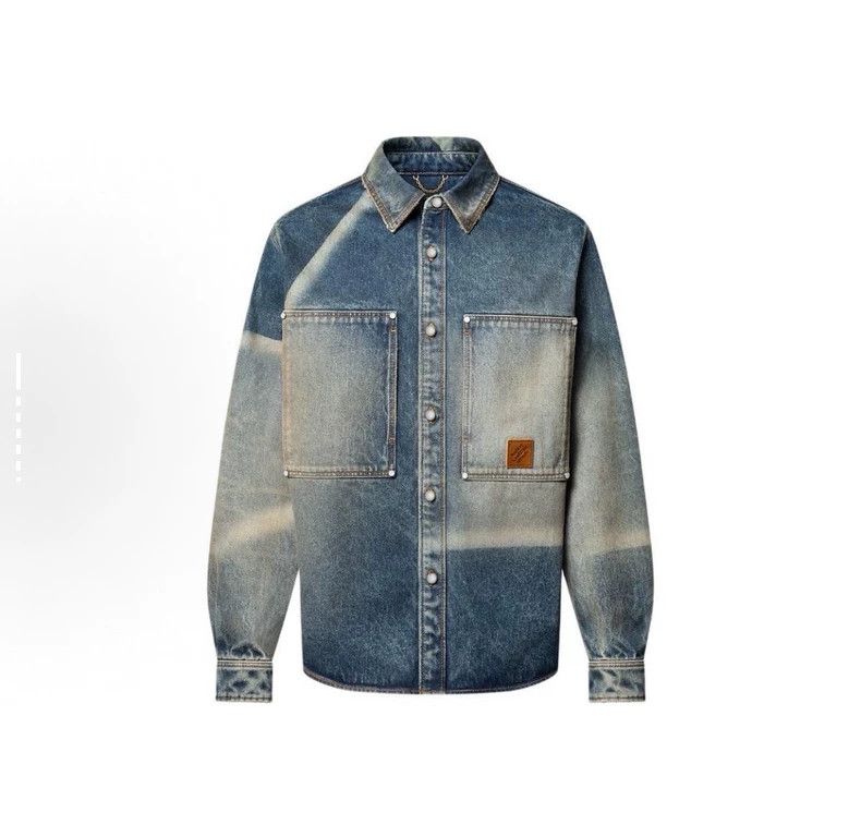 Louis Vuitton Louis Vuitton SS25 Men's Spring-Summer Collection Logo Bad Size US M / EU 48-50 / 2 - 1 Thumbnail