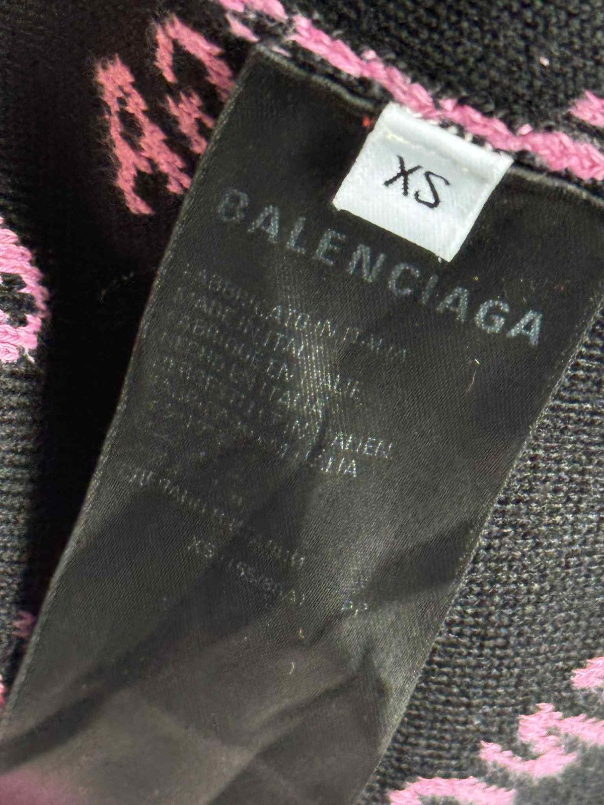 Balenciaga Balenciaga - All Over Print Script Wool Crewneck Size XS / US 0-2 / IT 36-38 - 10 Thumbnail