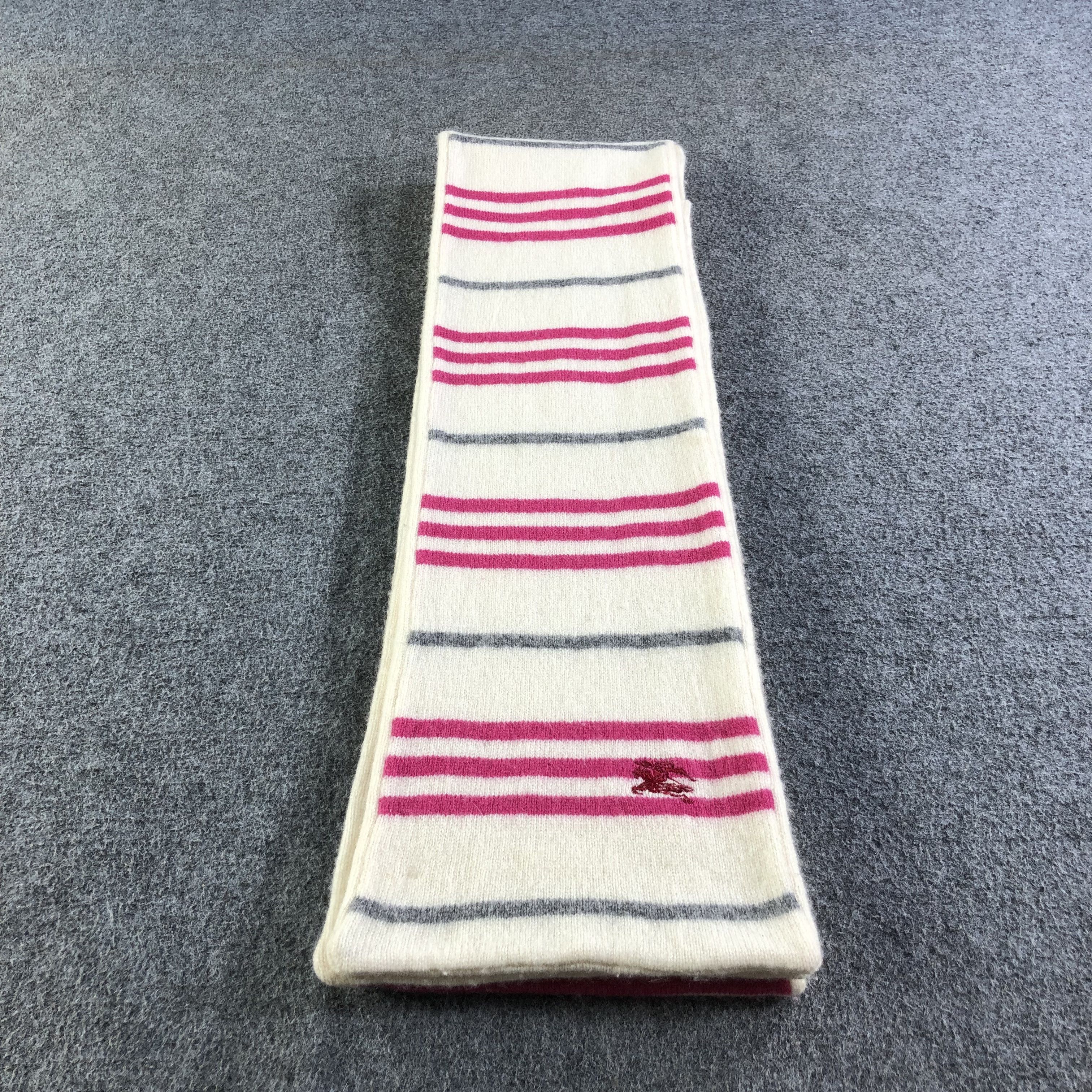 Burberry Burberry Blue Label Wool Scarf Muffler V1757 Size ONE SIZE - 1 Thumbnail